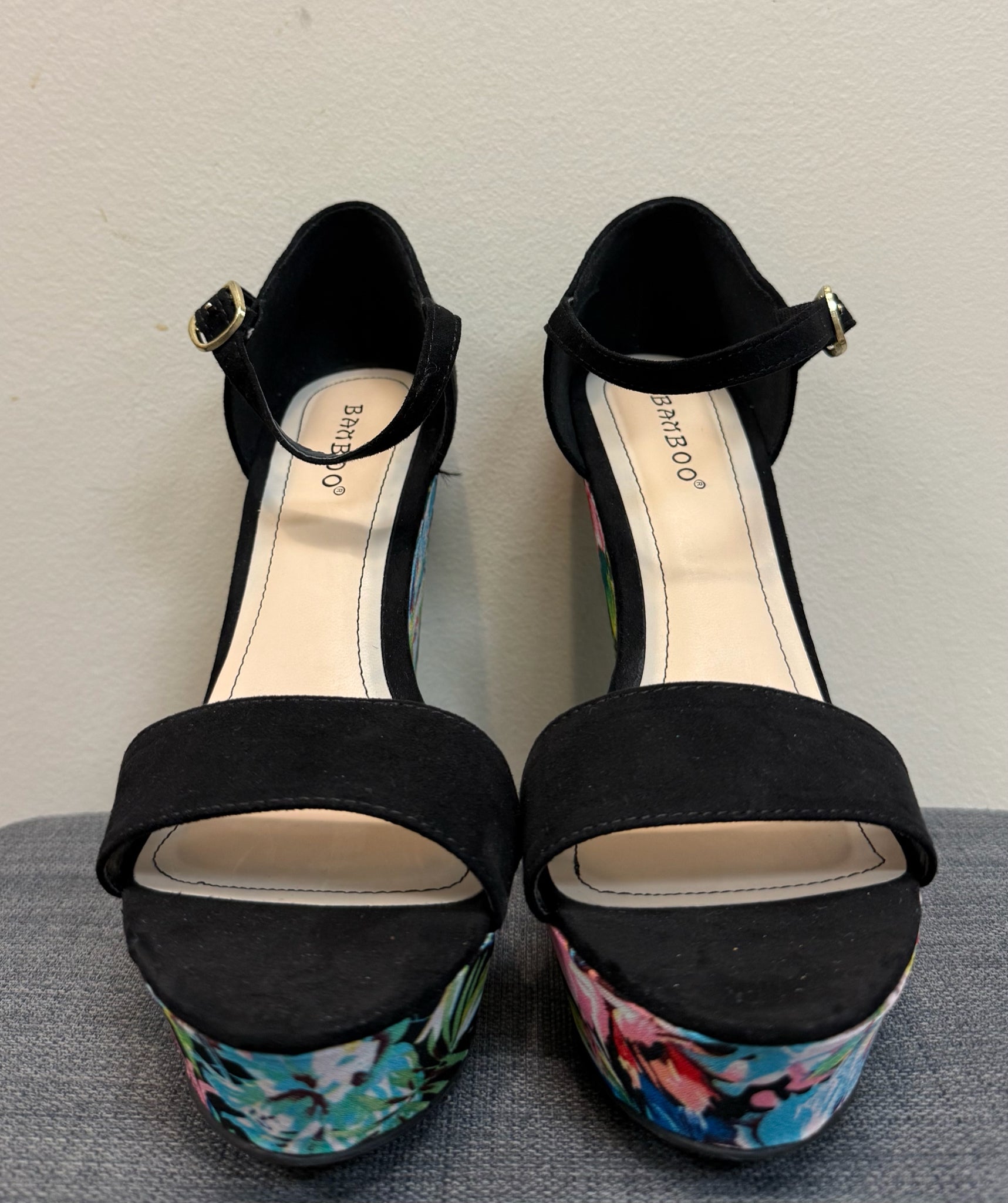 8 BAMBOO Black Wedges