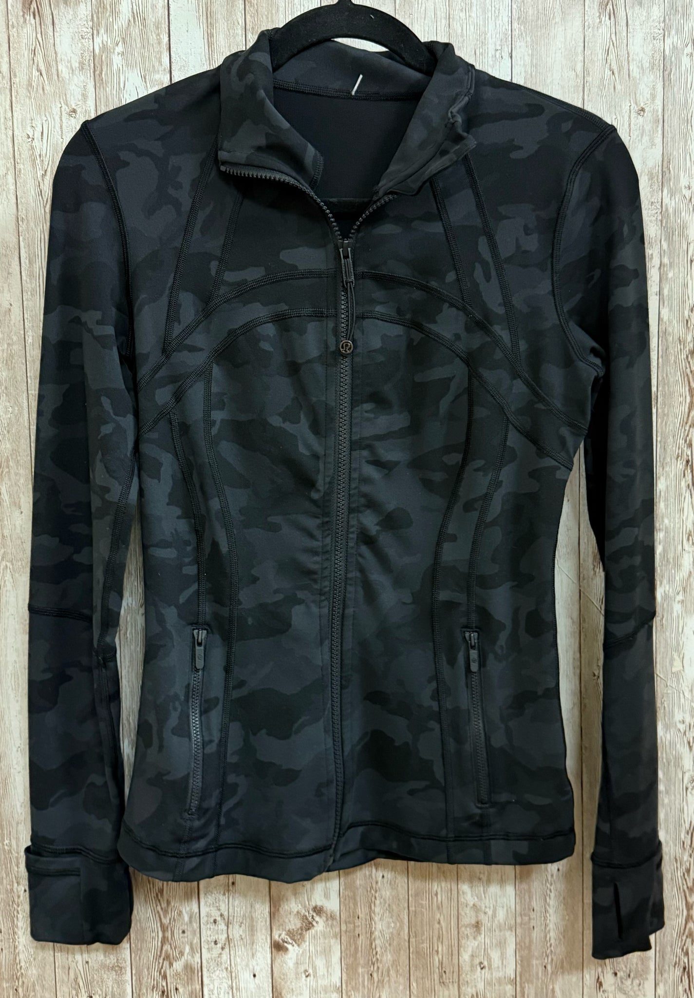 Size 6 LULULEMON CHARCOAL PRINT Jacket