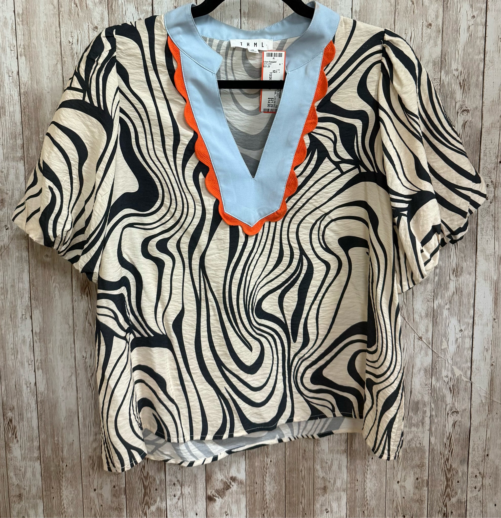 Size M THML CREAM AND LIGHT BLUE PRINT Top