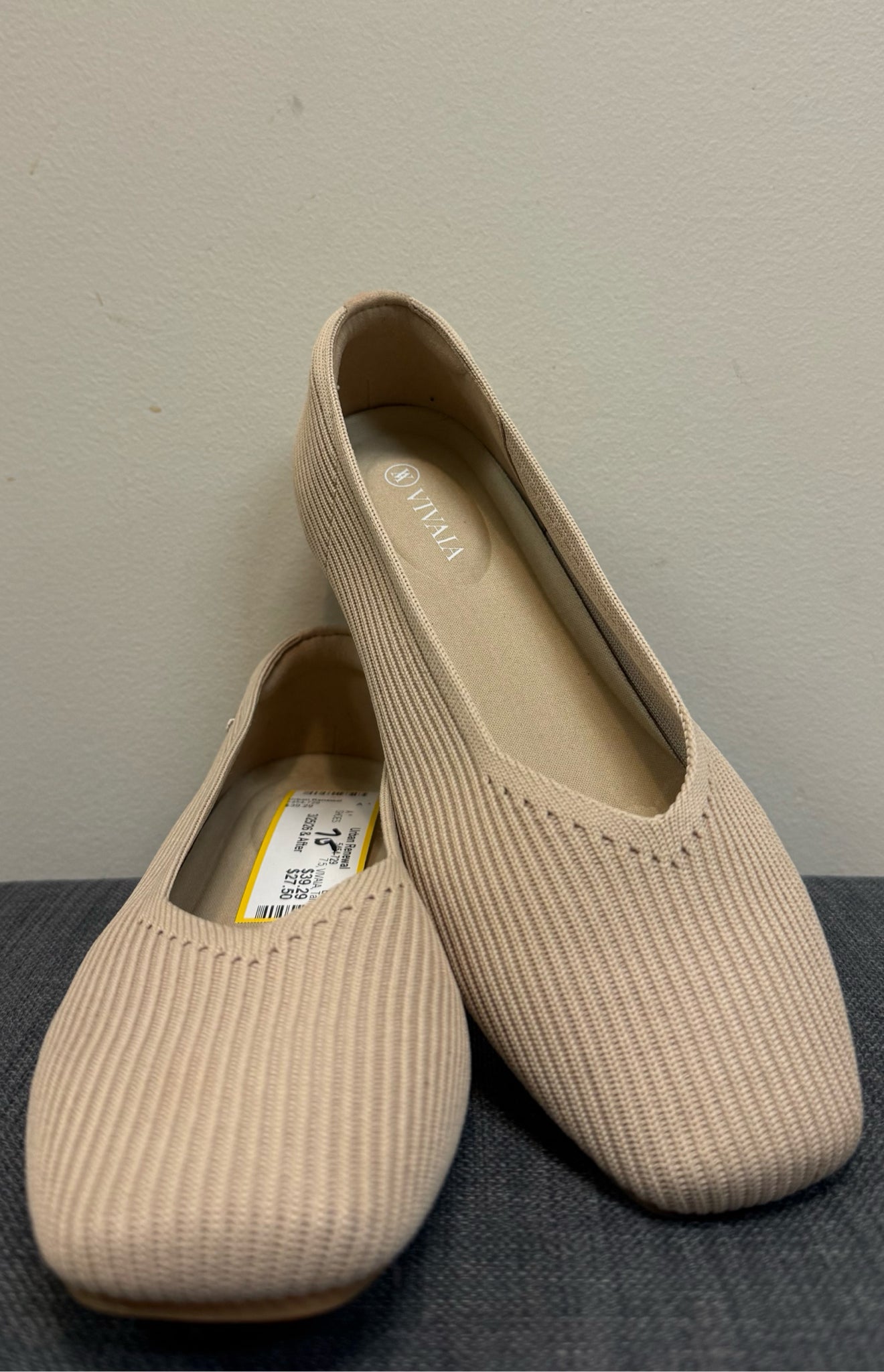 7.5 VIVAIA Tan SHOES