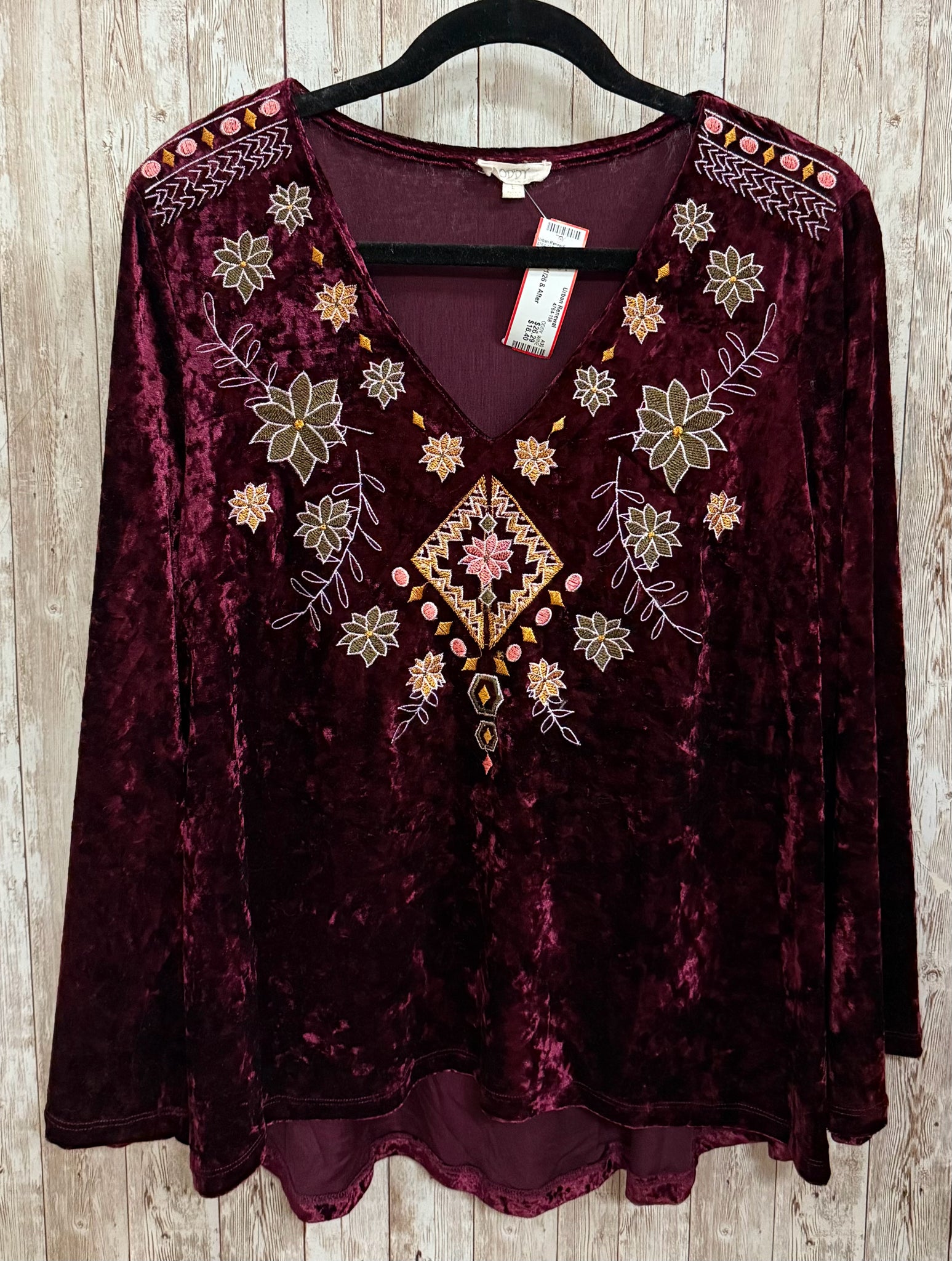 Size L ODDY WINE Top