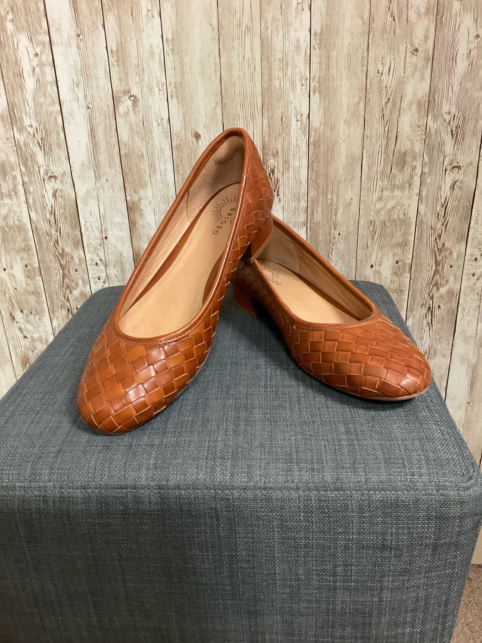 9 BRIOSO COGNAC SHOES