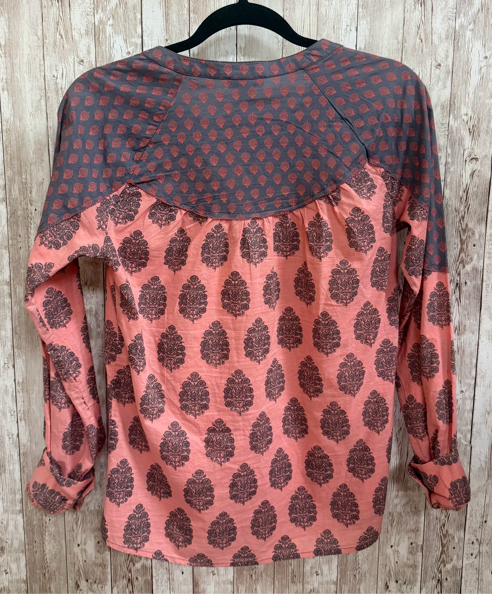 Size XS SUNDANCE Coral Print Top