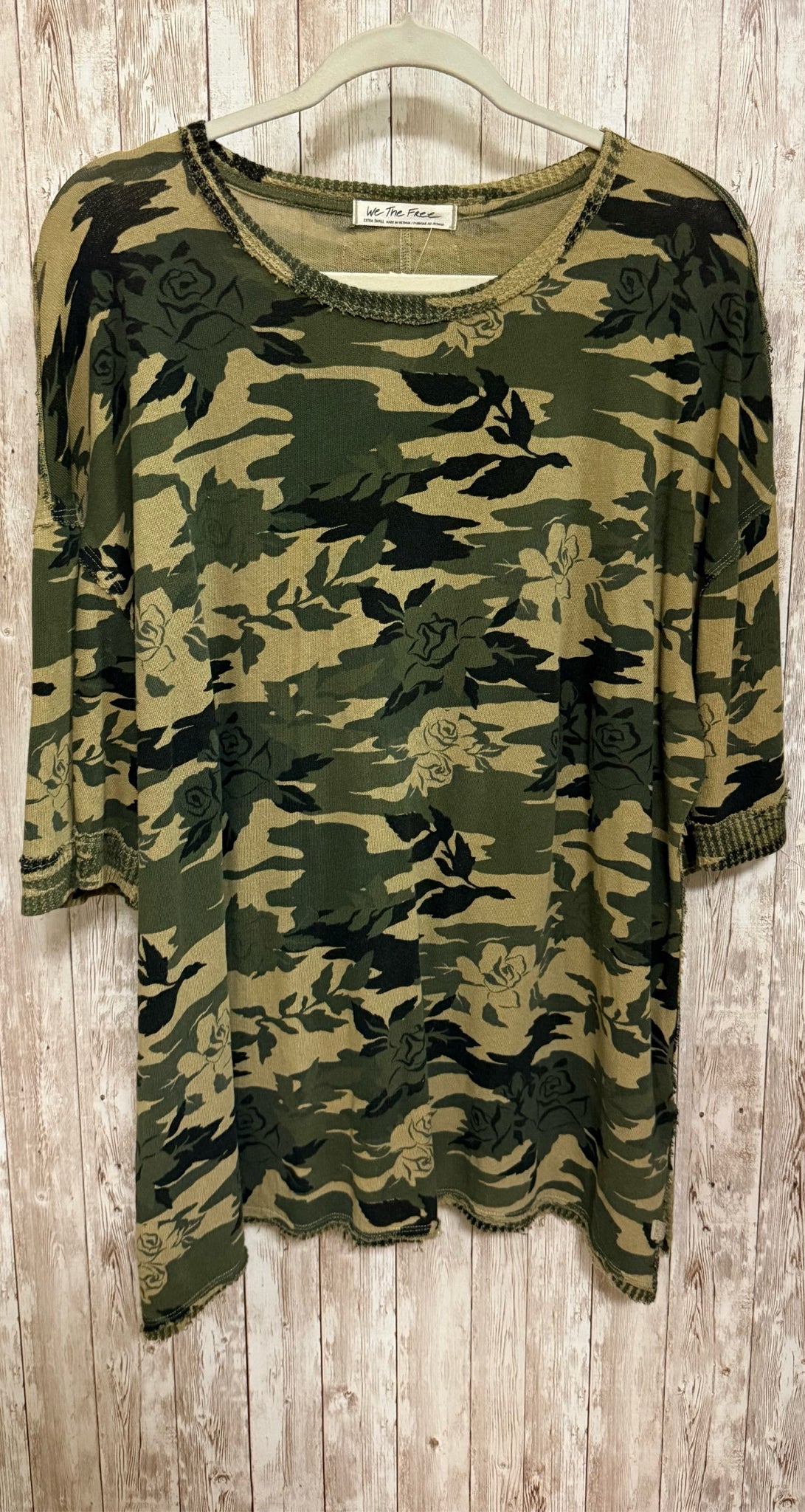 Size XS WE THE FREE CAMO Top