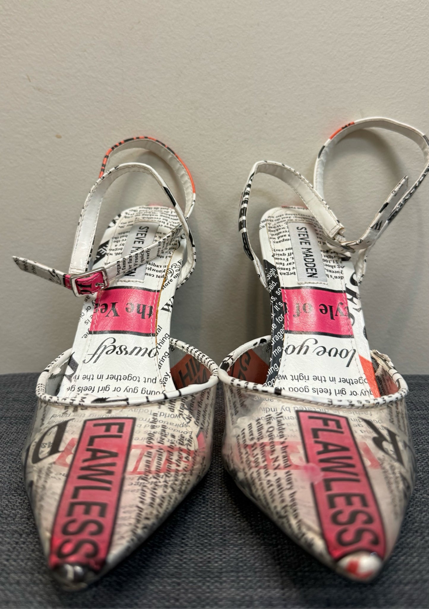 8 STEVE MADDEN MULTI COLOR SHOES