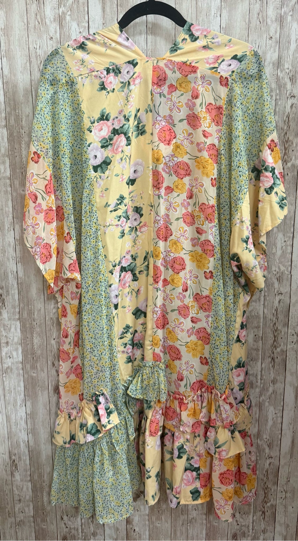 Size M/L UMGEE TAN FLORAL Duster