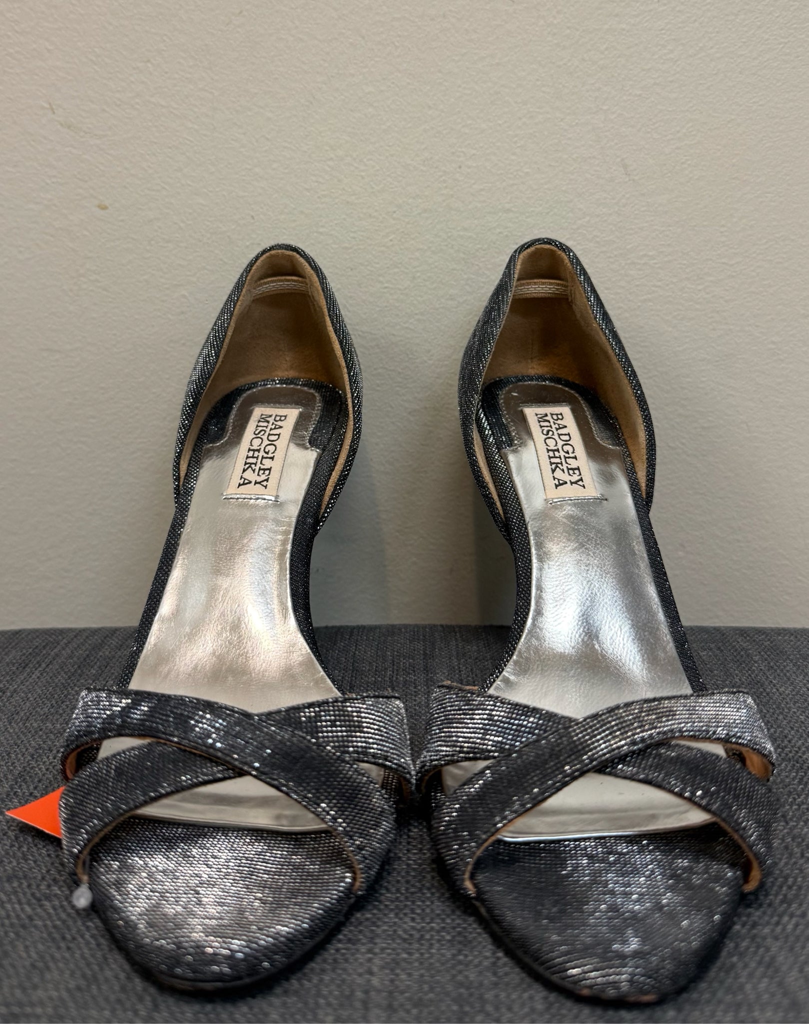 6.5 BADGLEY MISCHKA BLACK GLITTER SHOES