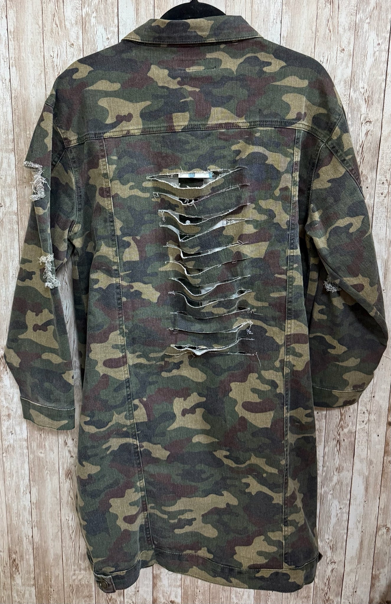 Size M THRILL CAMOUFLAGE Jacket