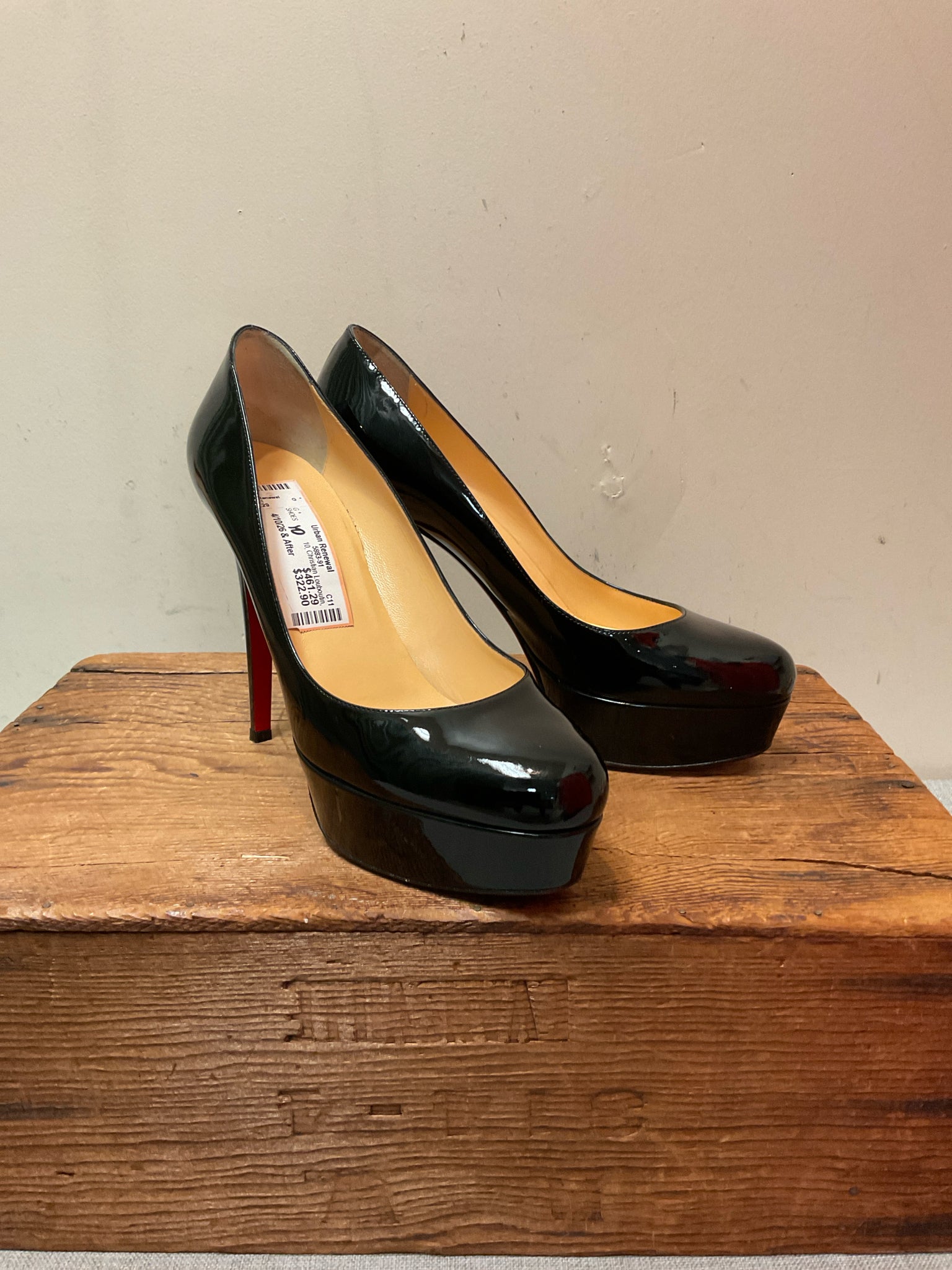 10 Christian Louboutin Black SHOES