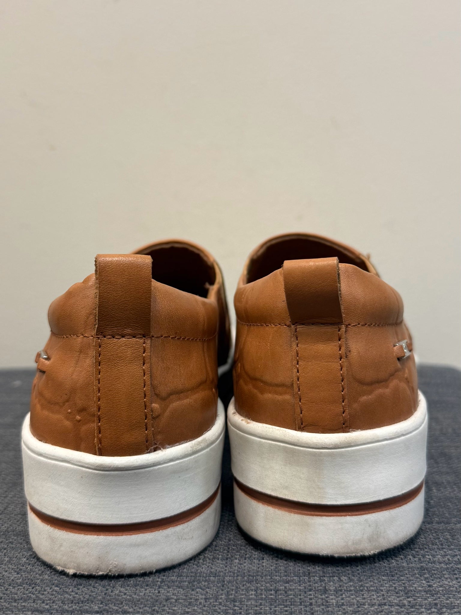 7.5 VELEZ Caramel SHOES