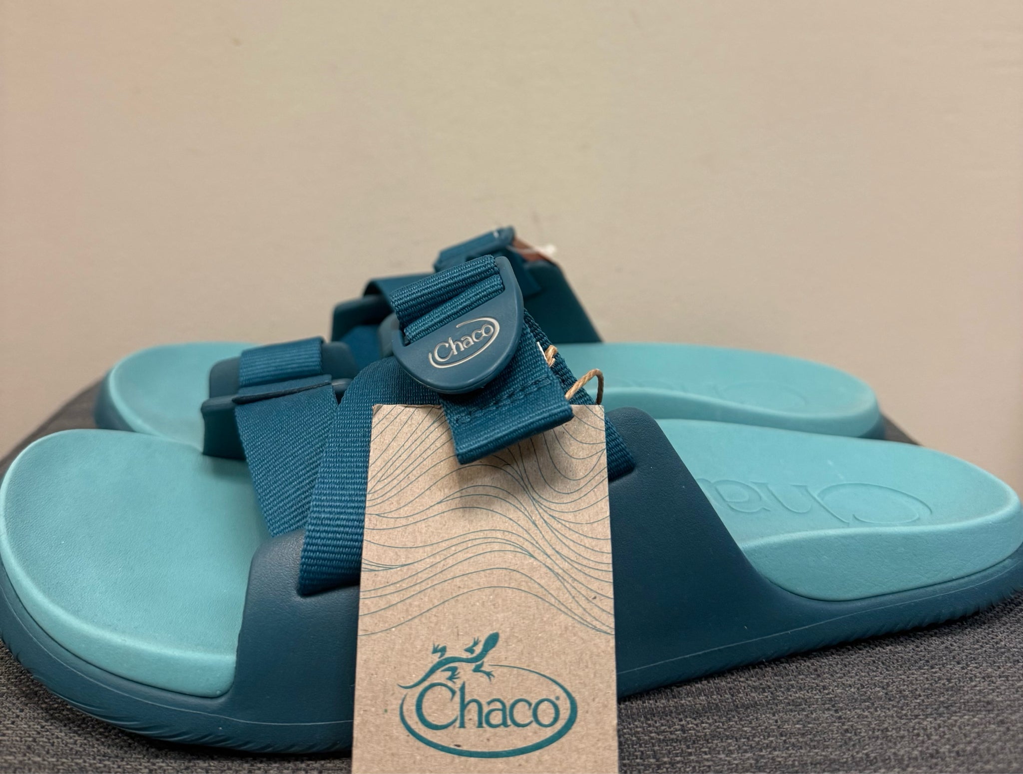 10 CHACO Teal Sandals