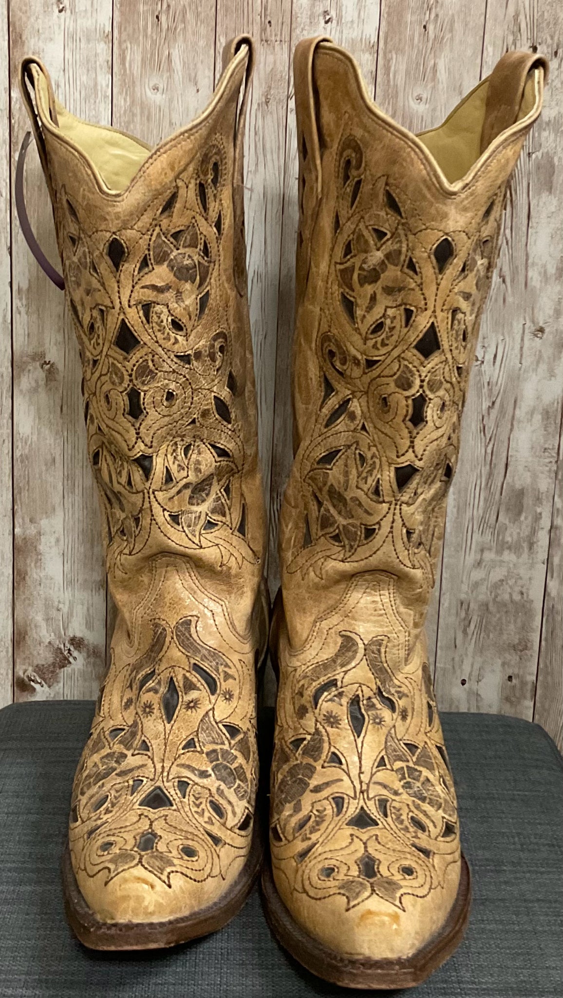 10 CORRAL VINTAGE TAN AND BROWN Boots