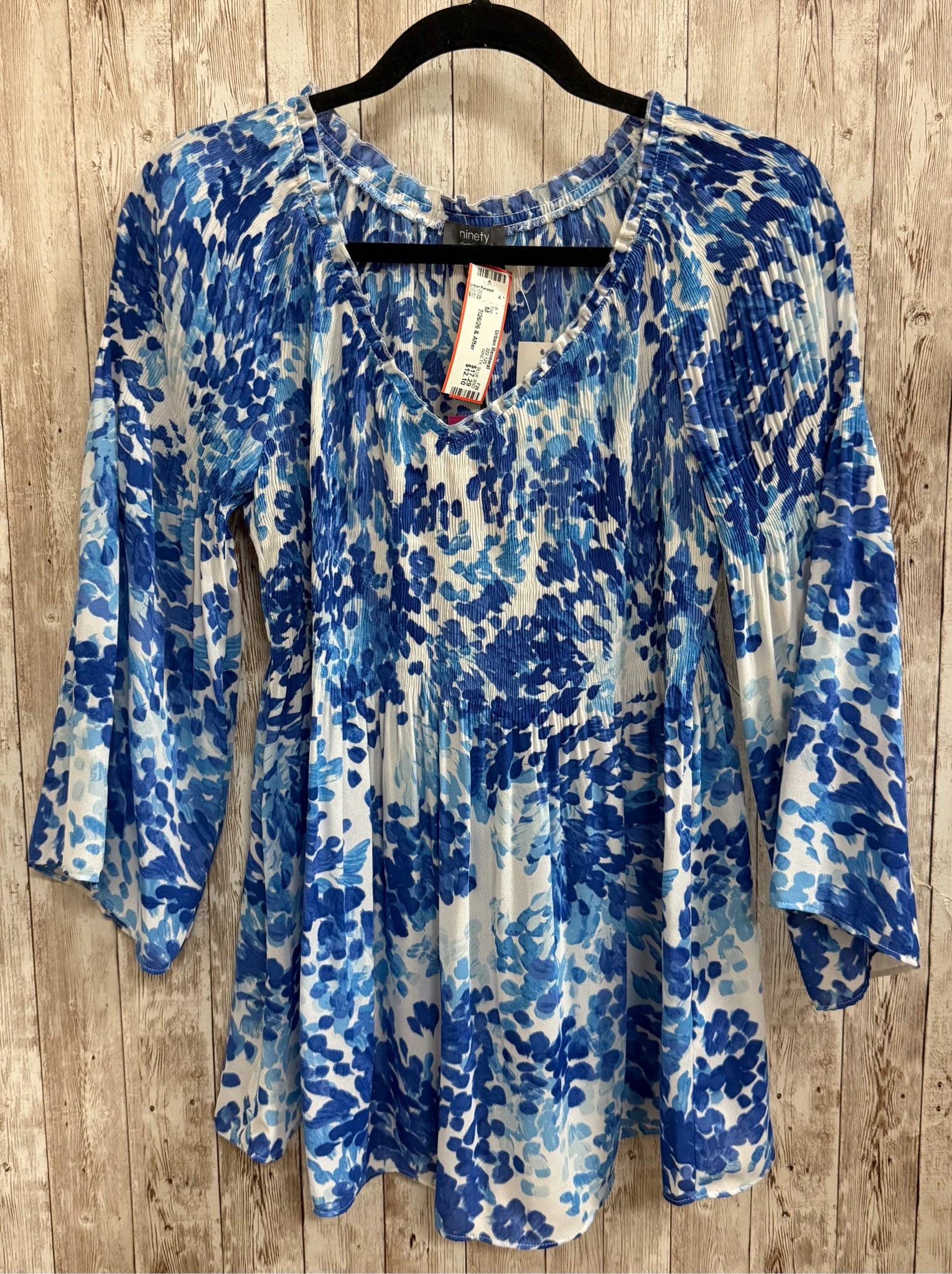 Size M NINETY BLUE AND WHITE Top
