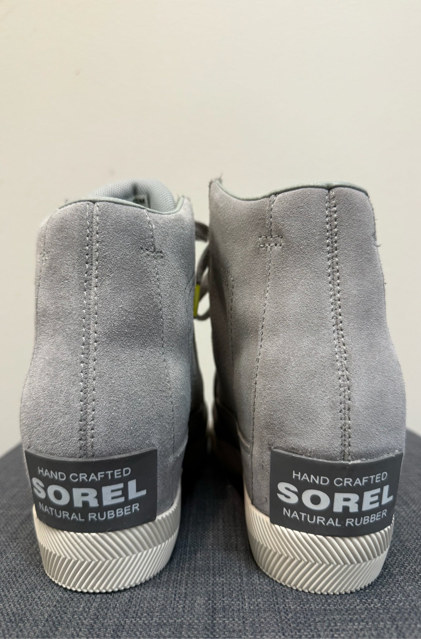 SOREL 8 Gray Boots