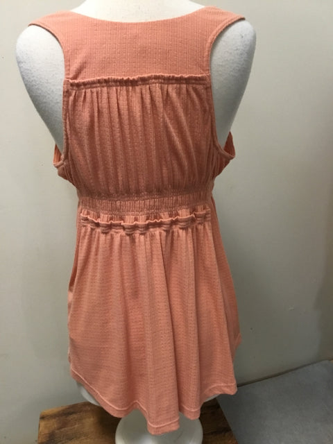 Size M FREE PEOPLE Peach Top