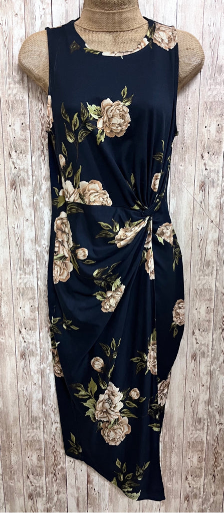 Size M NINE BRITTON NAVY FLORAL Dress