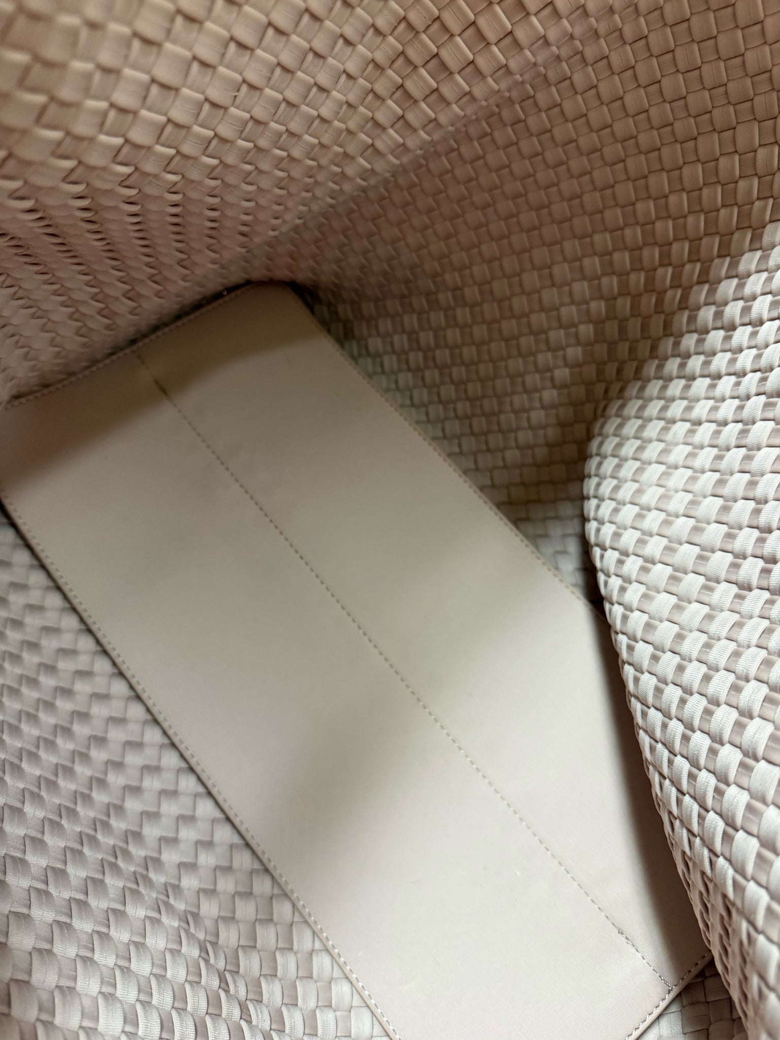 NAGHEDI Tote