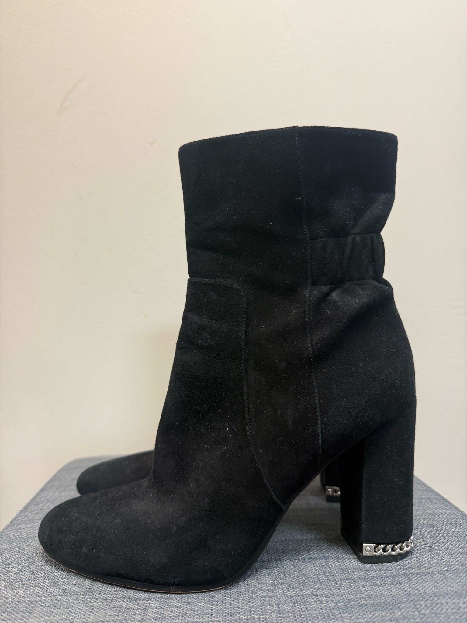 9 MICHAEL KORS Black Boots