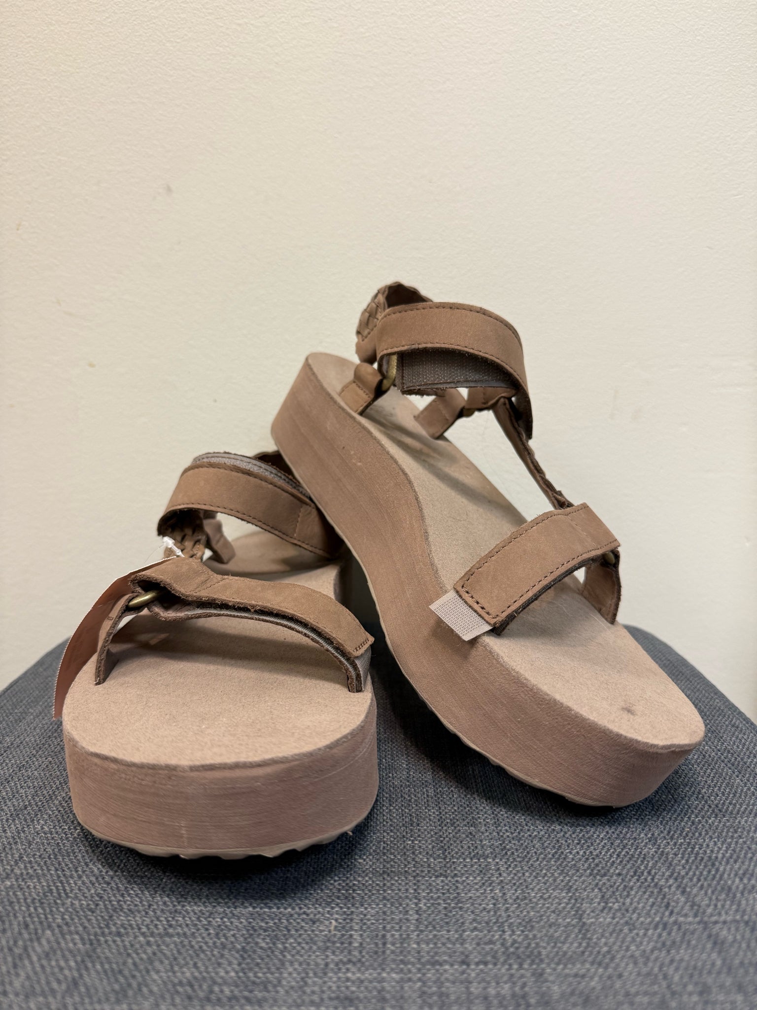 10 TEVA Brown Sandals