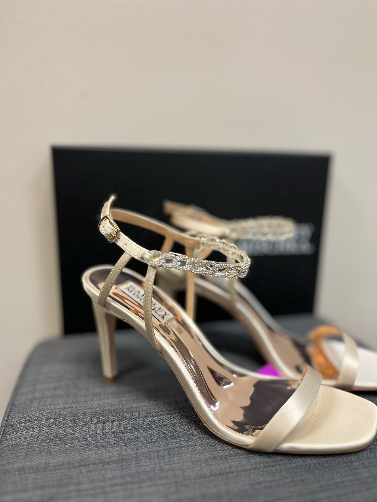 BADGLEY MISCHKA 7.5 Cream SHOES