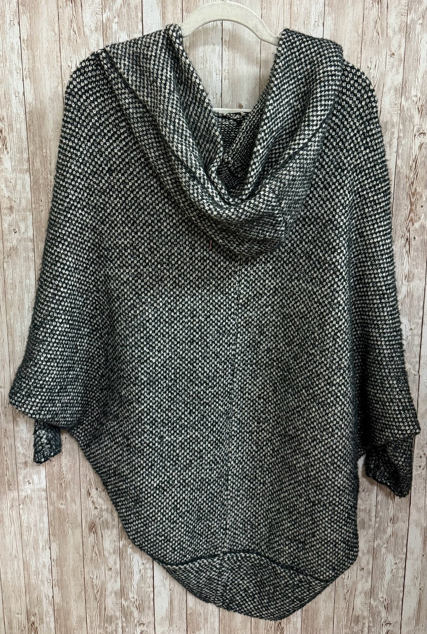 Size S ZARA KNIT Black & Cream Cardigan