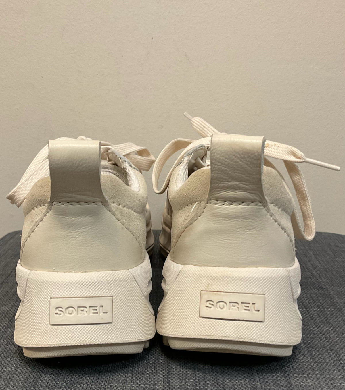 6.5 SOREL Cream Sneakers