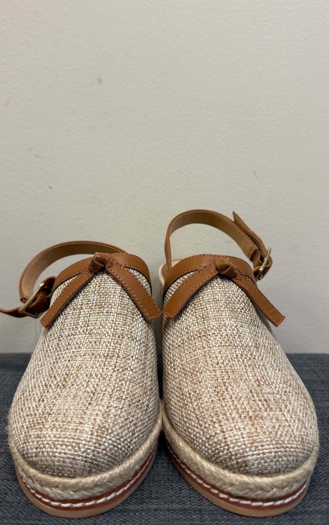 8 TALBOTS Tan SHOES