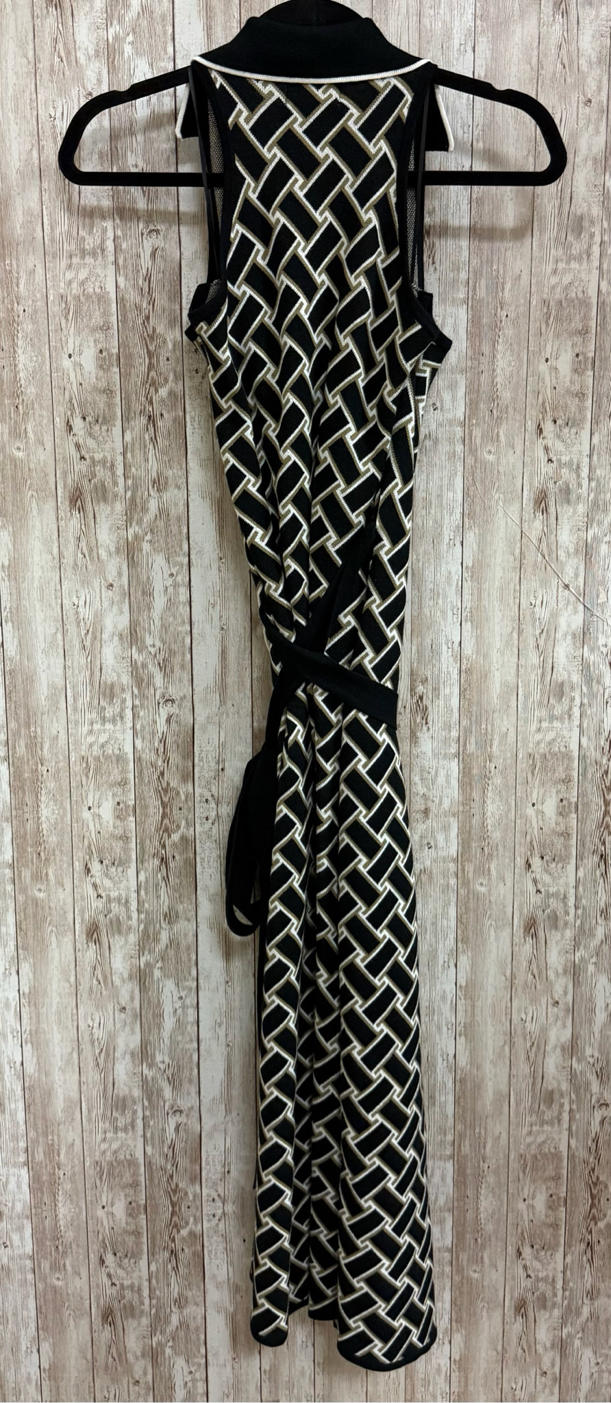 Size M DIANE VON FURSTEN Black Print Dress