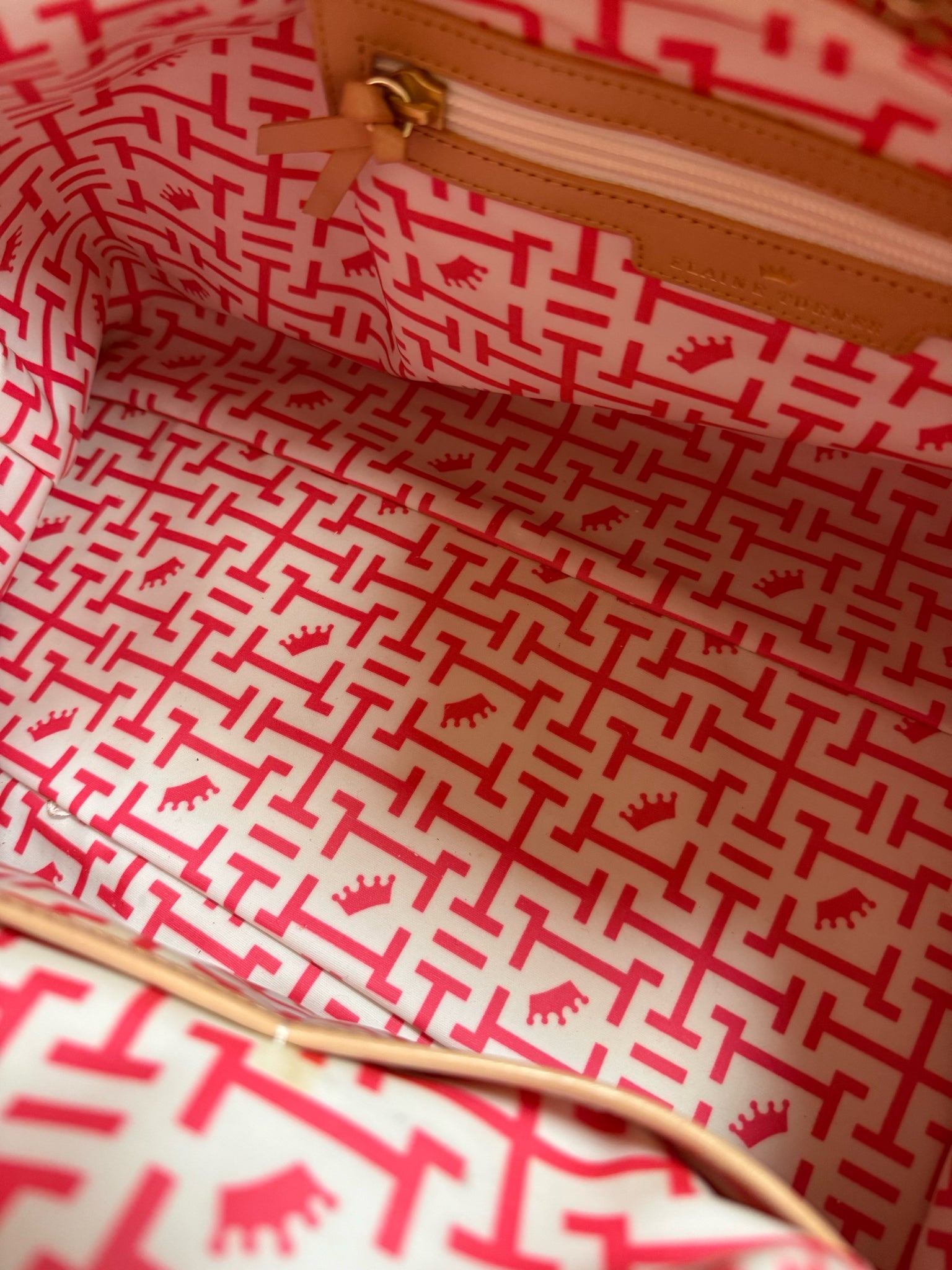 ELAINE TURNER Tote