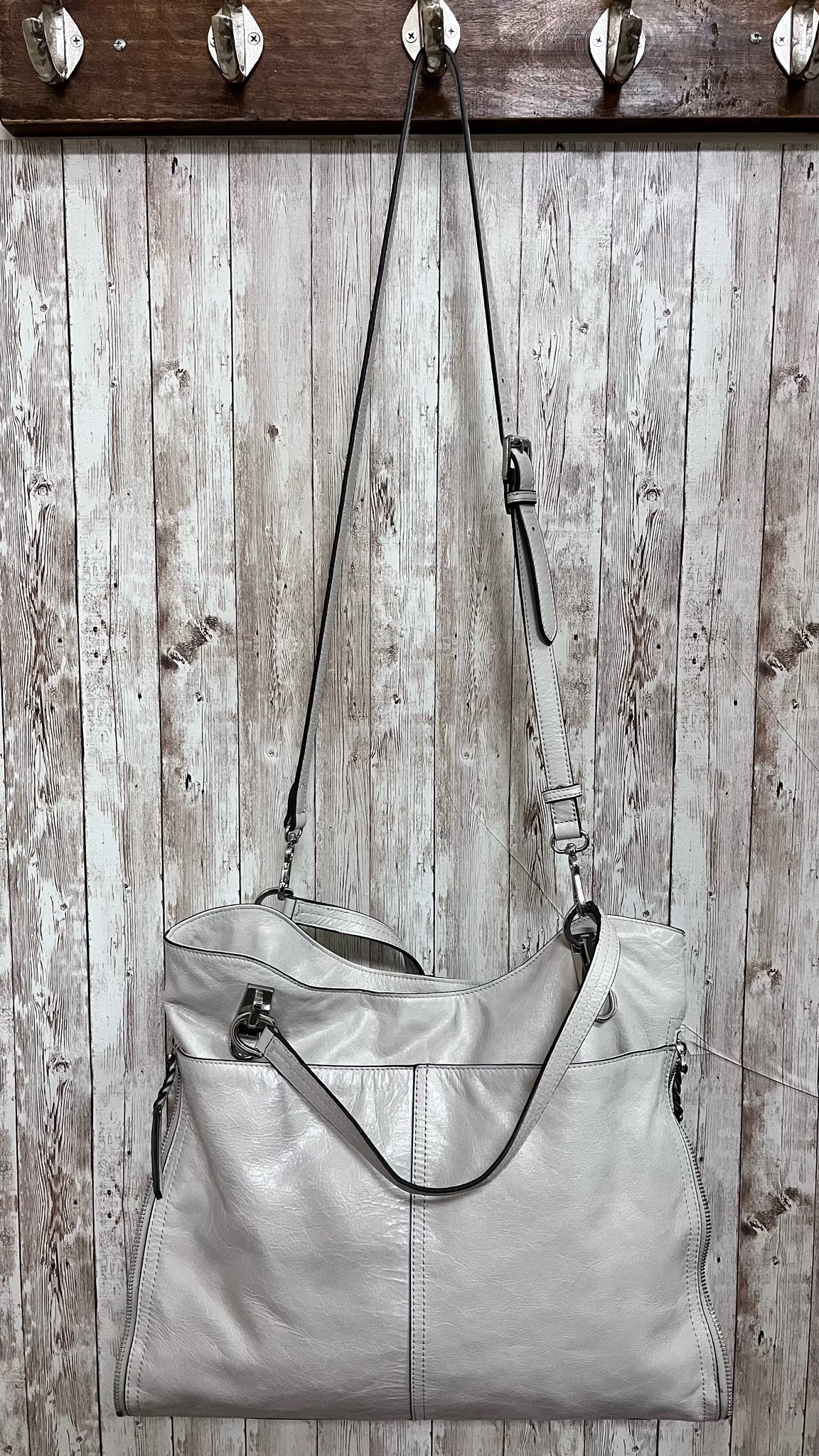 VINCE CAMUTO Tote