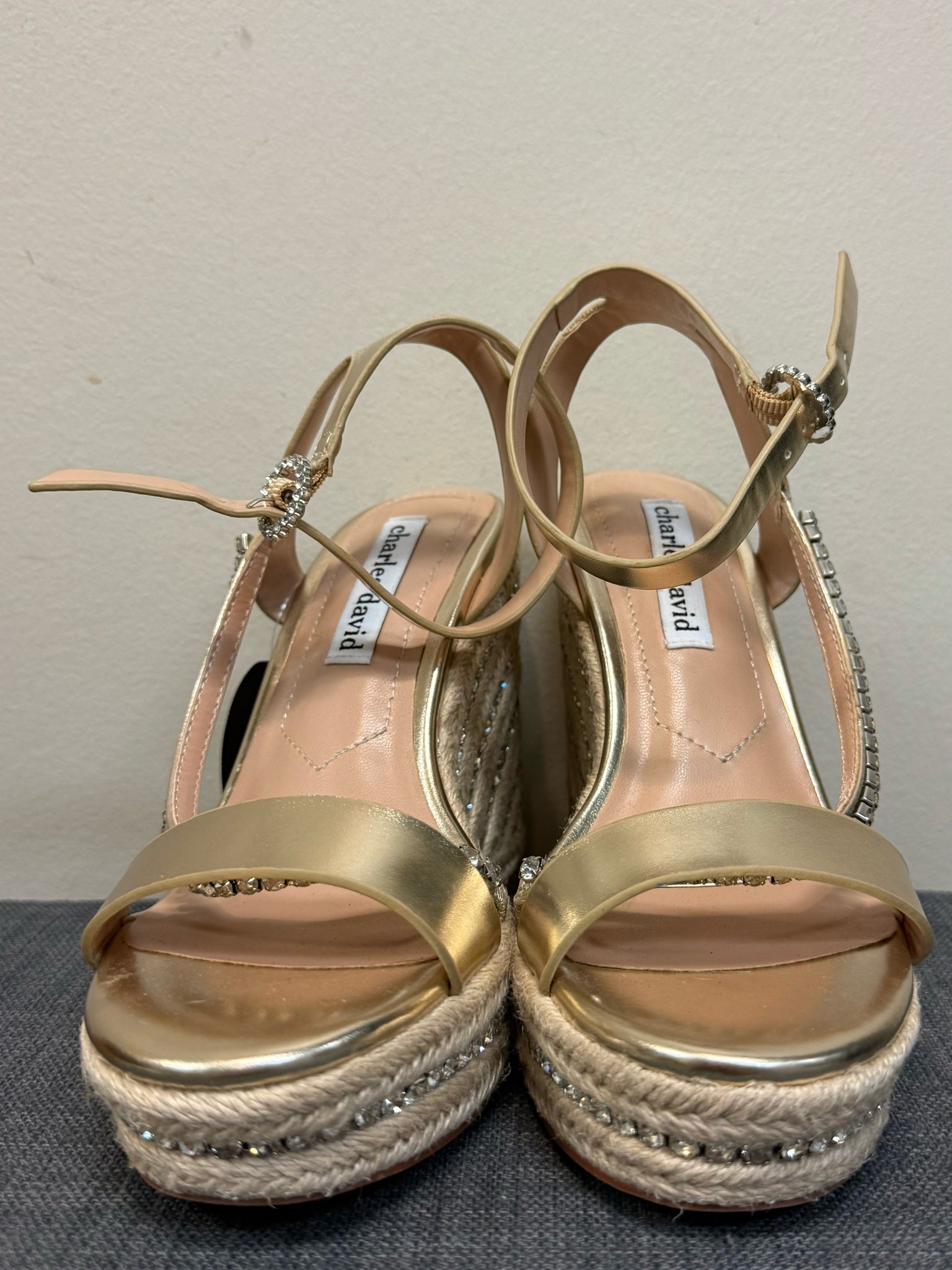 6 CHARLES DAVID Gold Sandals