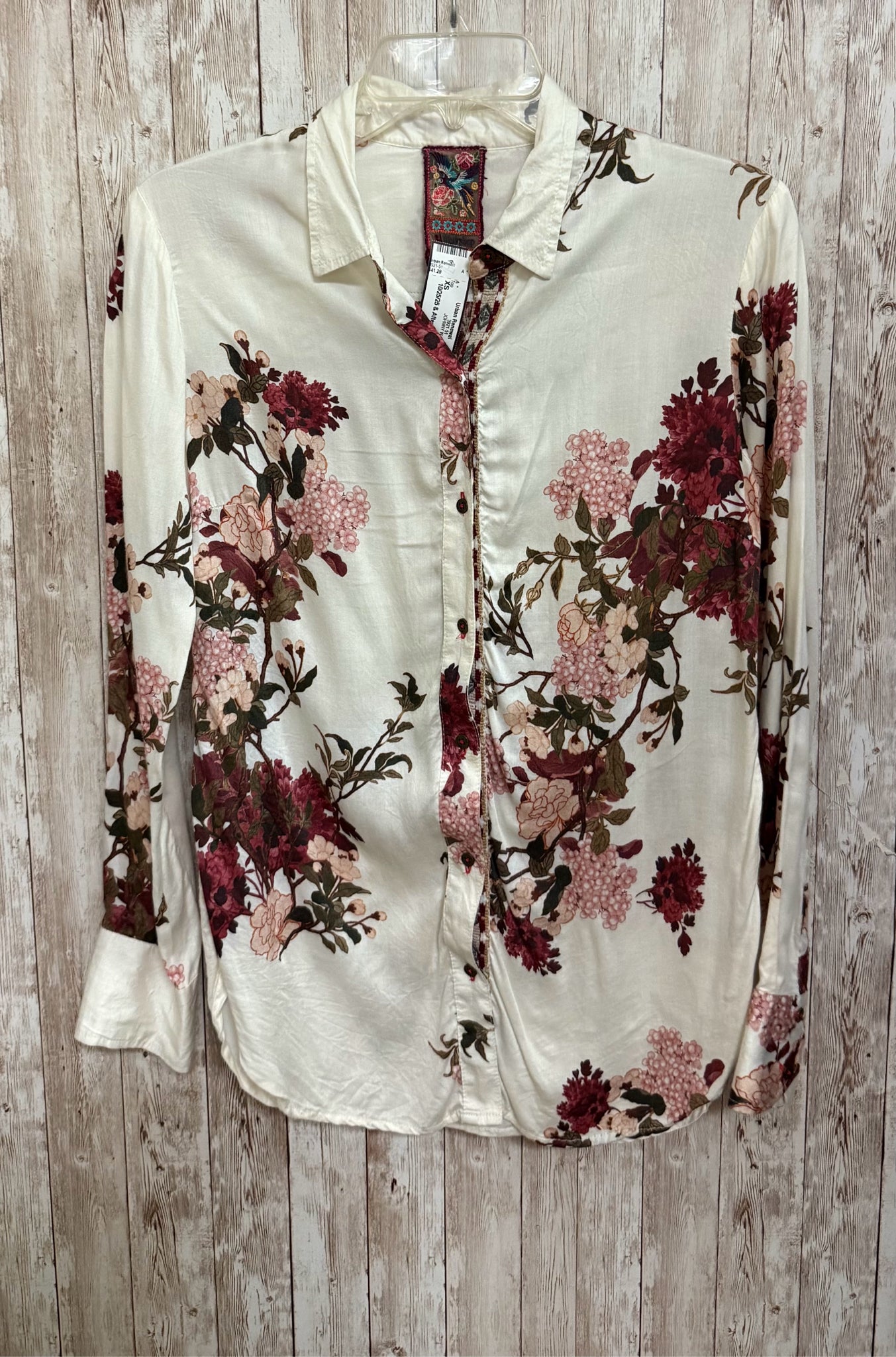 JOHNNY WAS Size XS CREAM AND PINK FLORAL Top