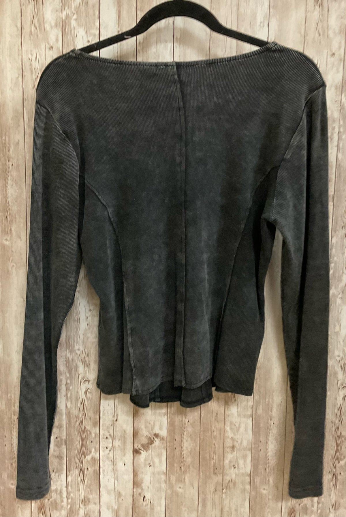 Size XL GILDED INTENT Black Top