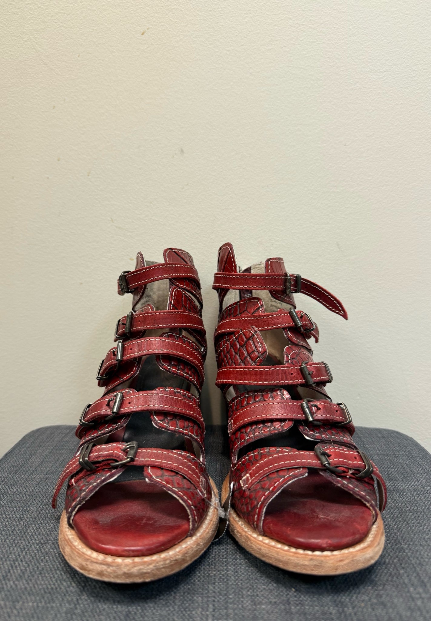 FREEBIRD 7 Red Sandals