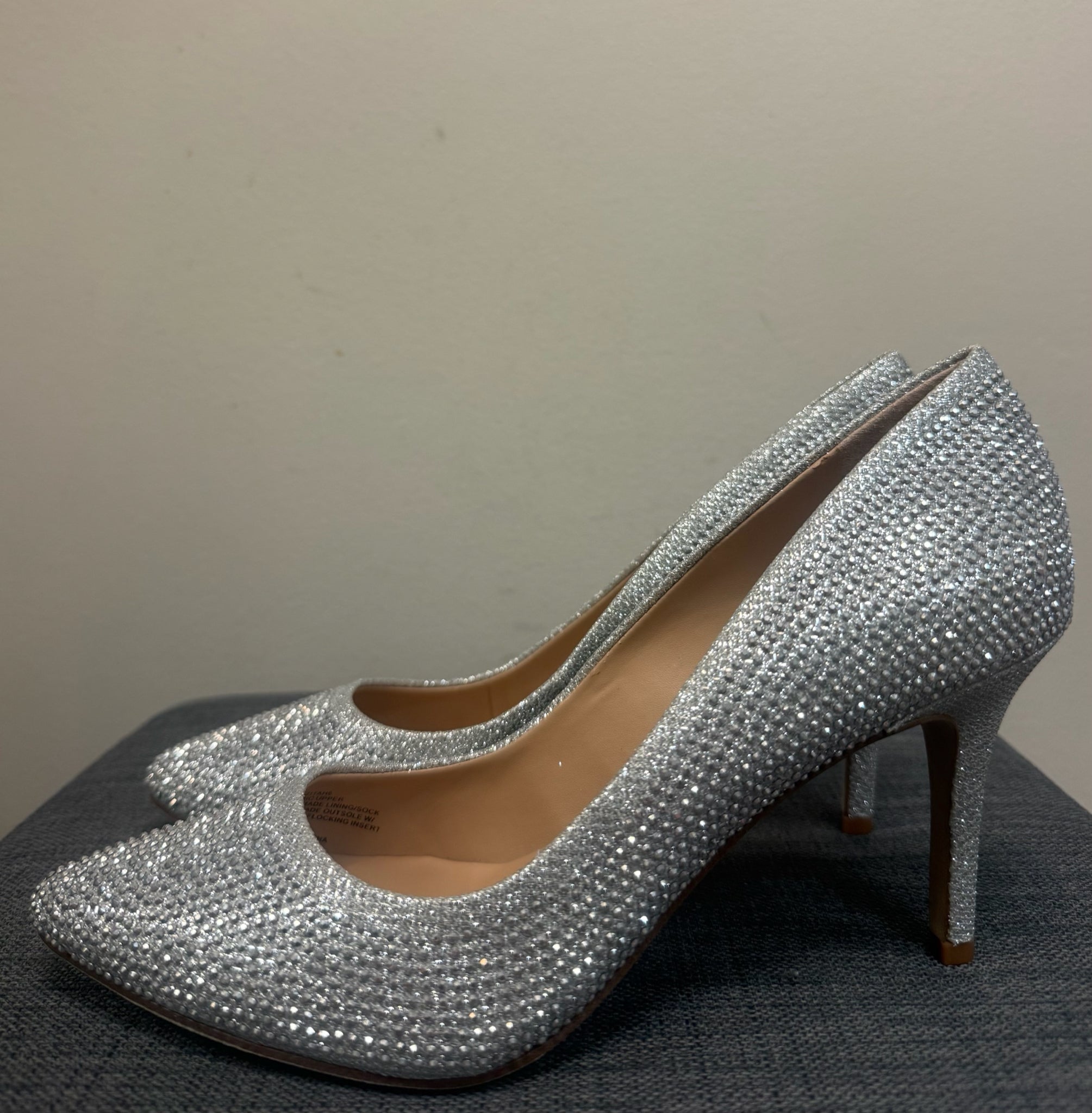7.5 INC Silver SHOES