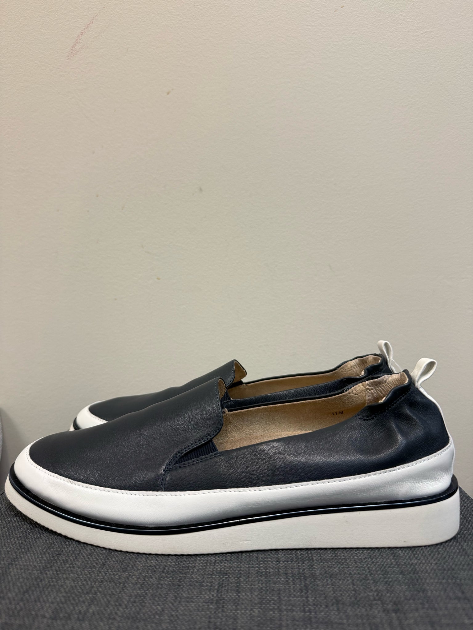 11 VAN ELI Navy SHOES