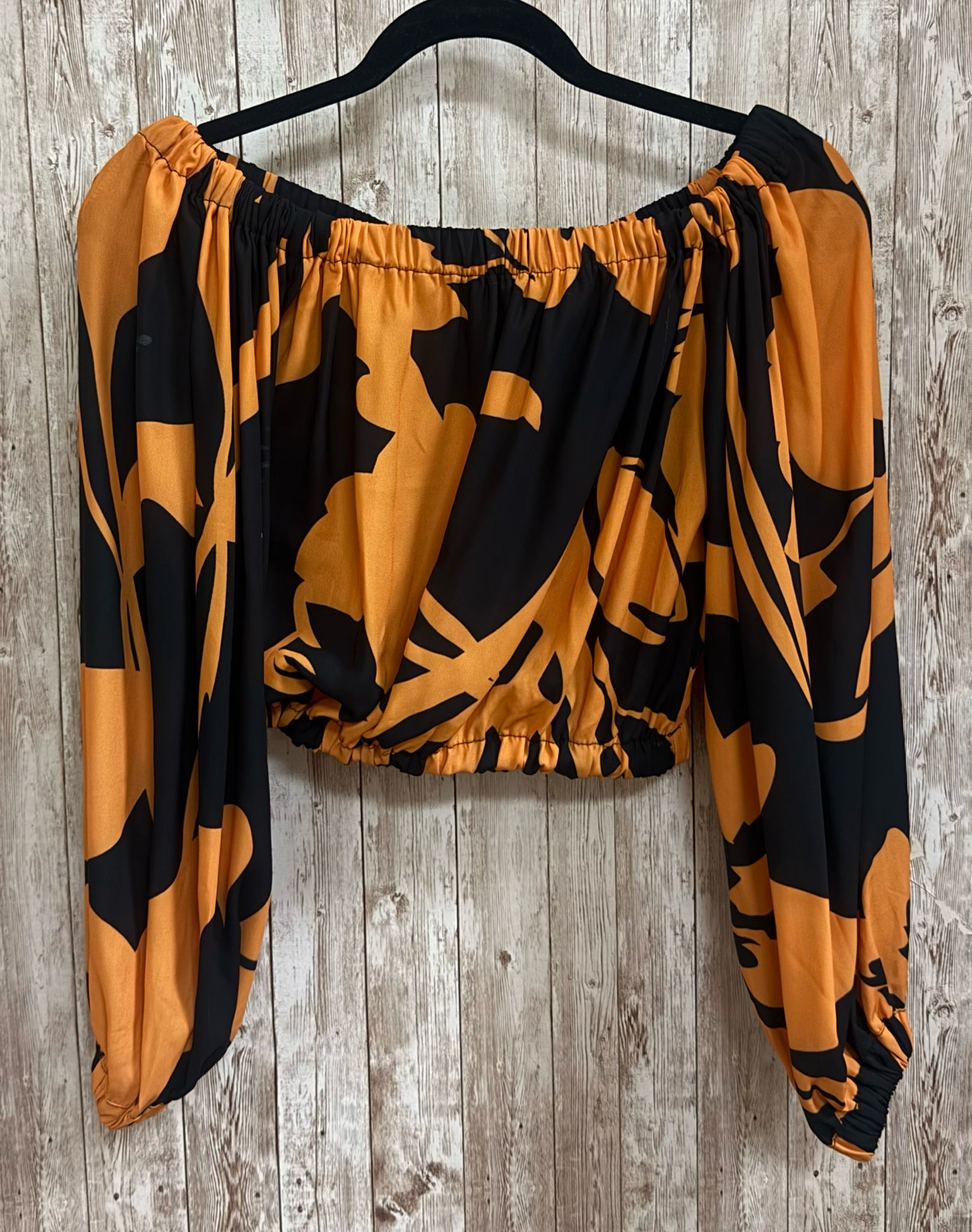 Size S/M CQ BY CQ ORANGE AND BLACK 2 PC PANT SET