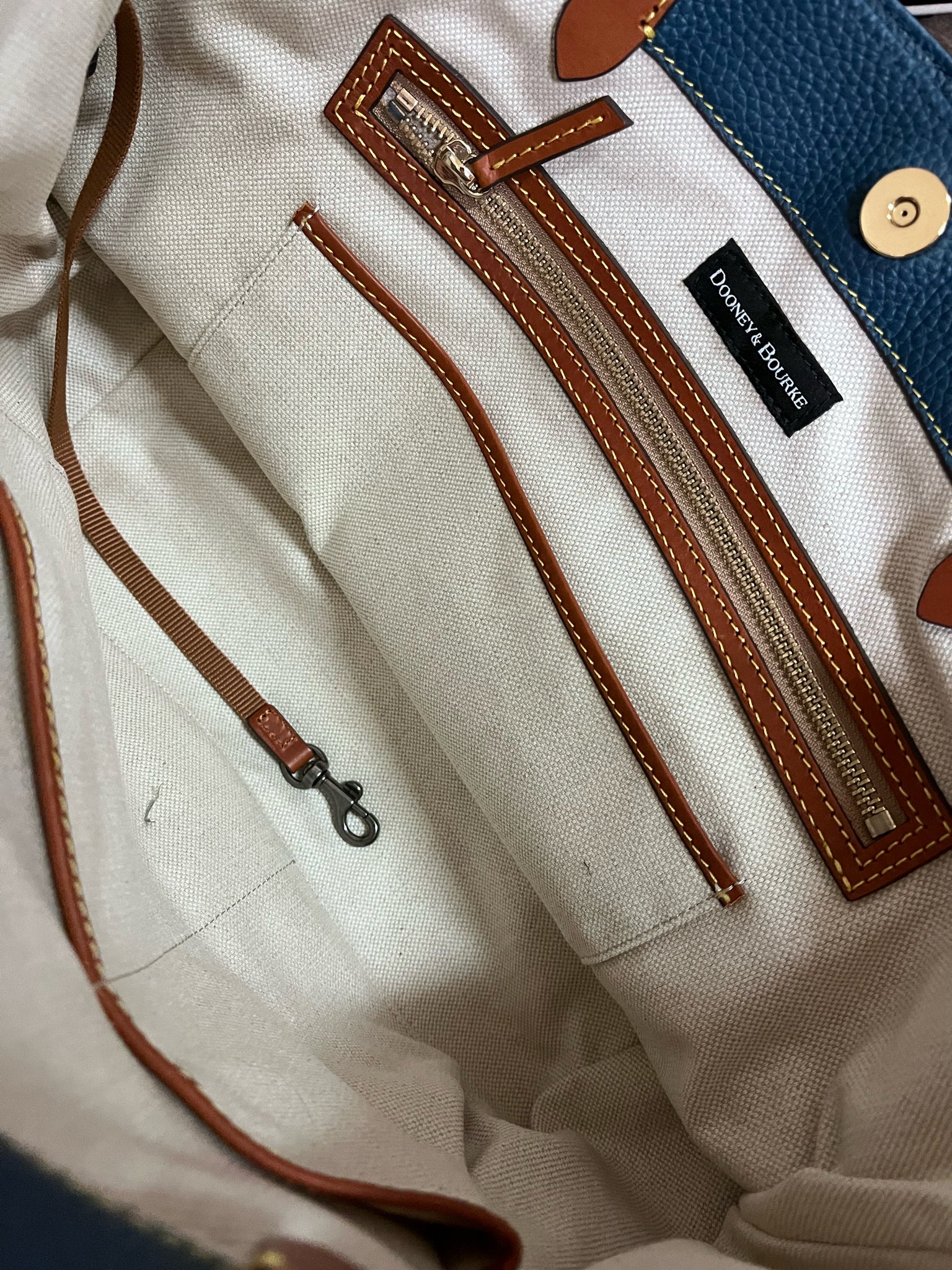 DOONEY&BOURKE Purse