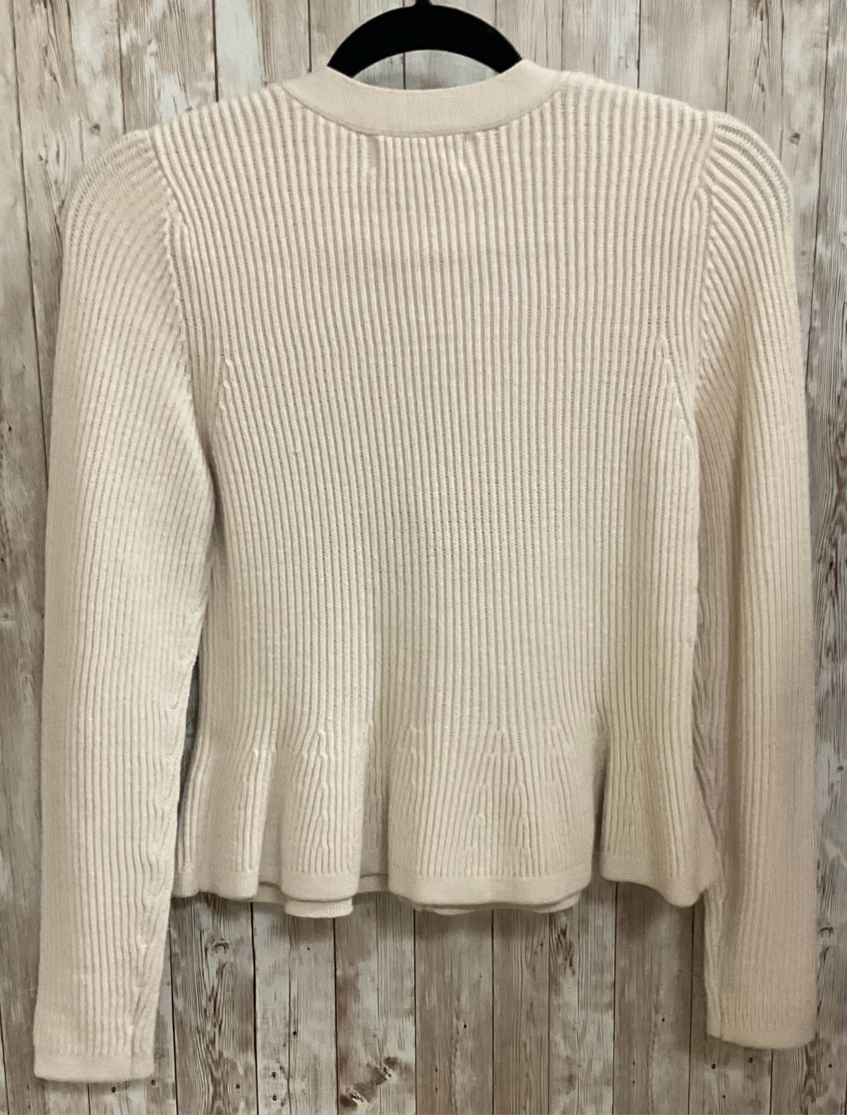 Size M JESSICA SIMPSON Cream Cardigan