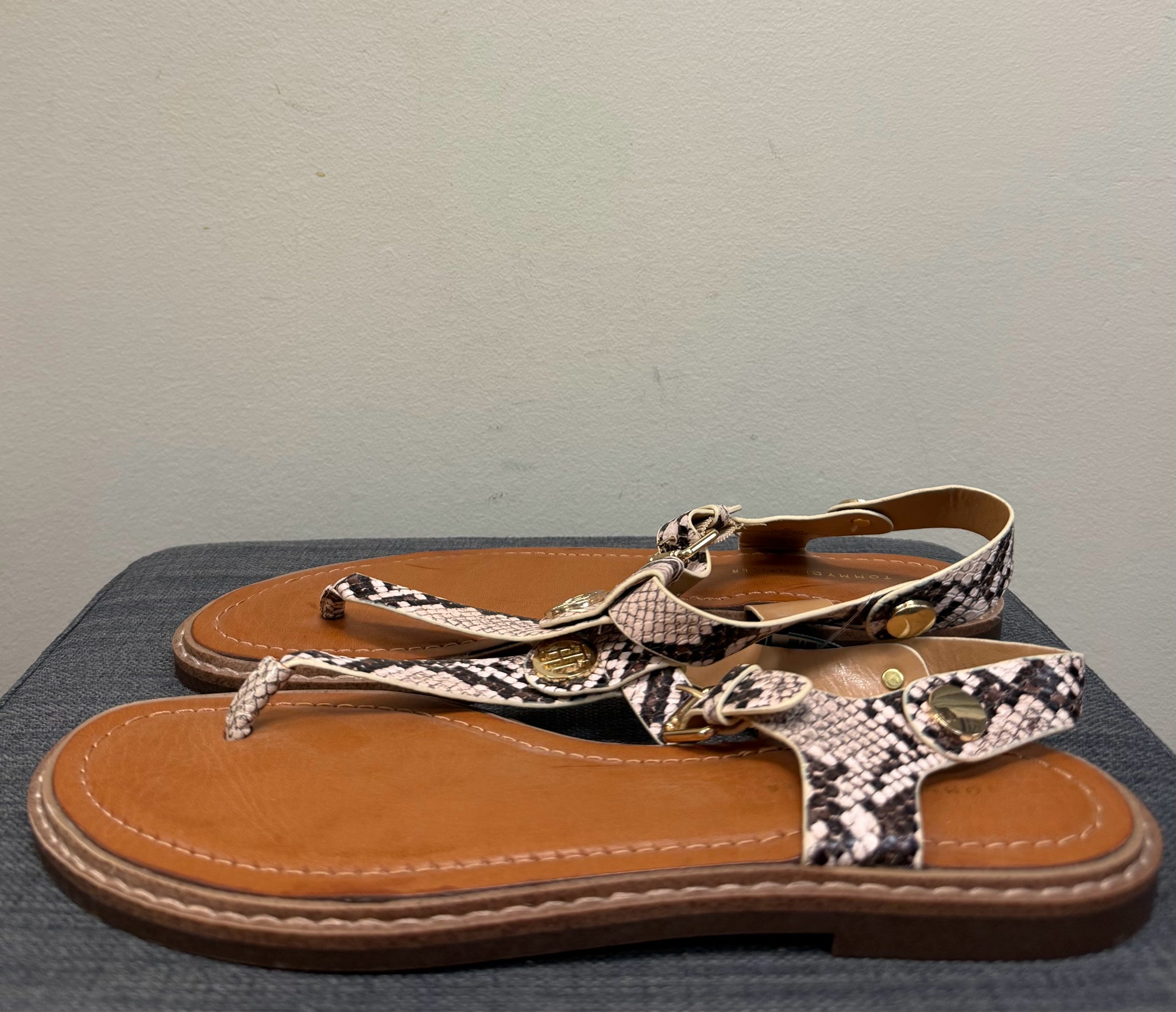 9 TOMMY HILFIGER Animal Print Sandals
