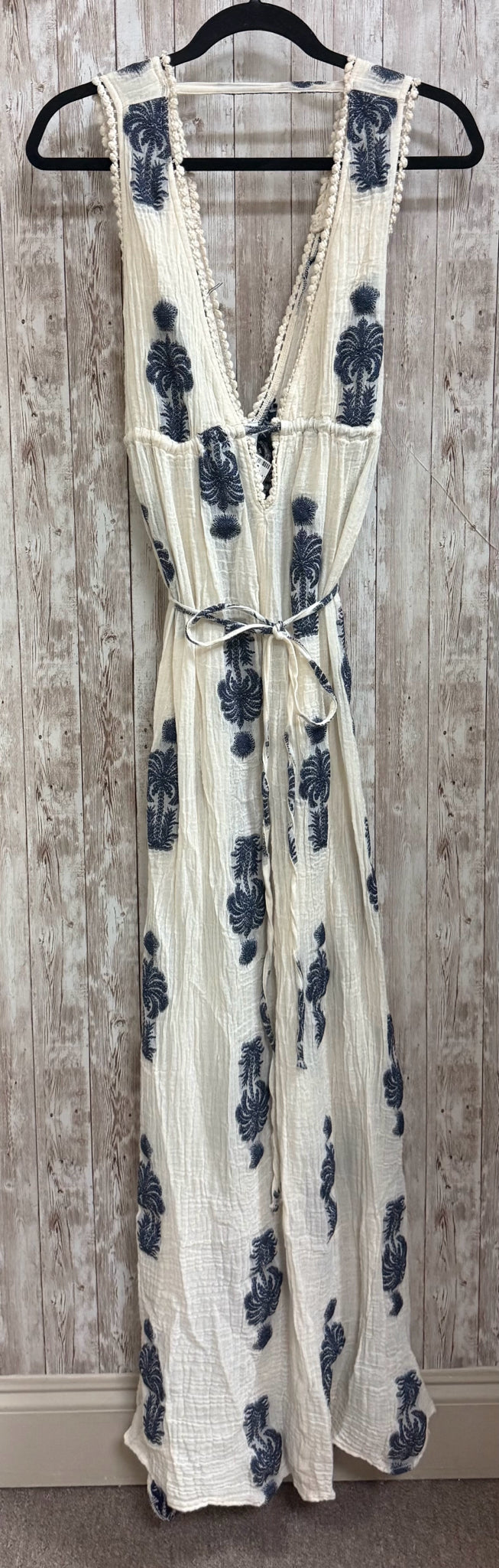 Size XS/S AERINE CREAM AND BLUE Dress