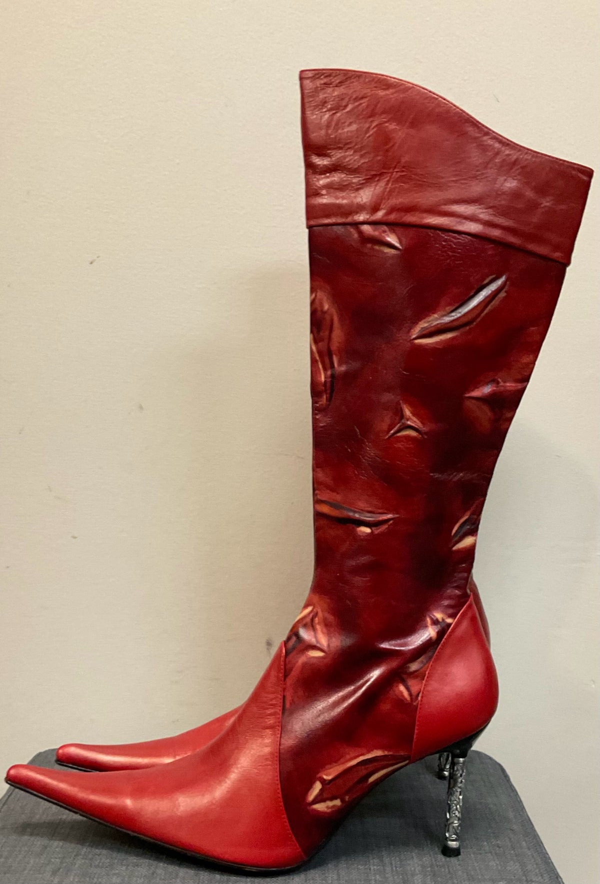7 BRONX Red Print Boots