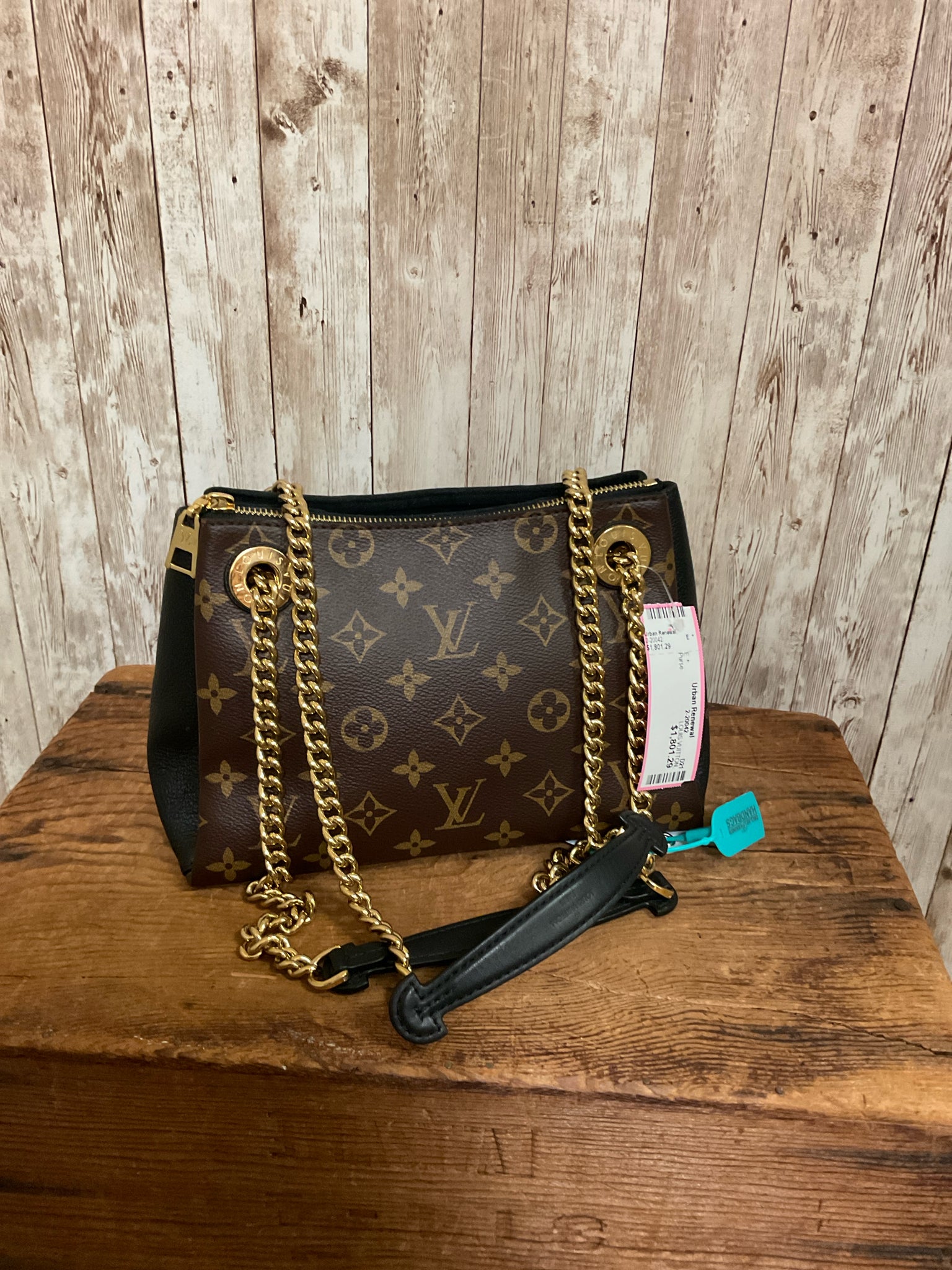 LOUIS VUITTON Purse
