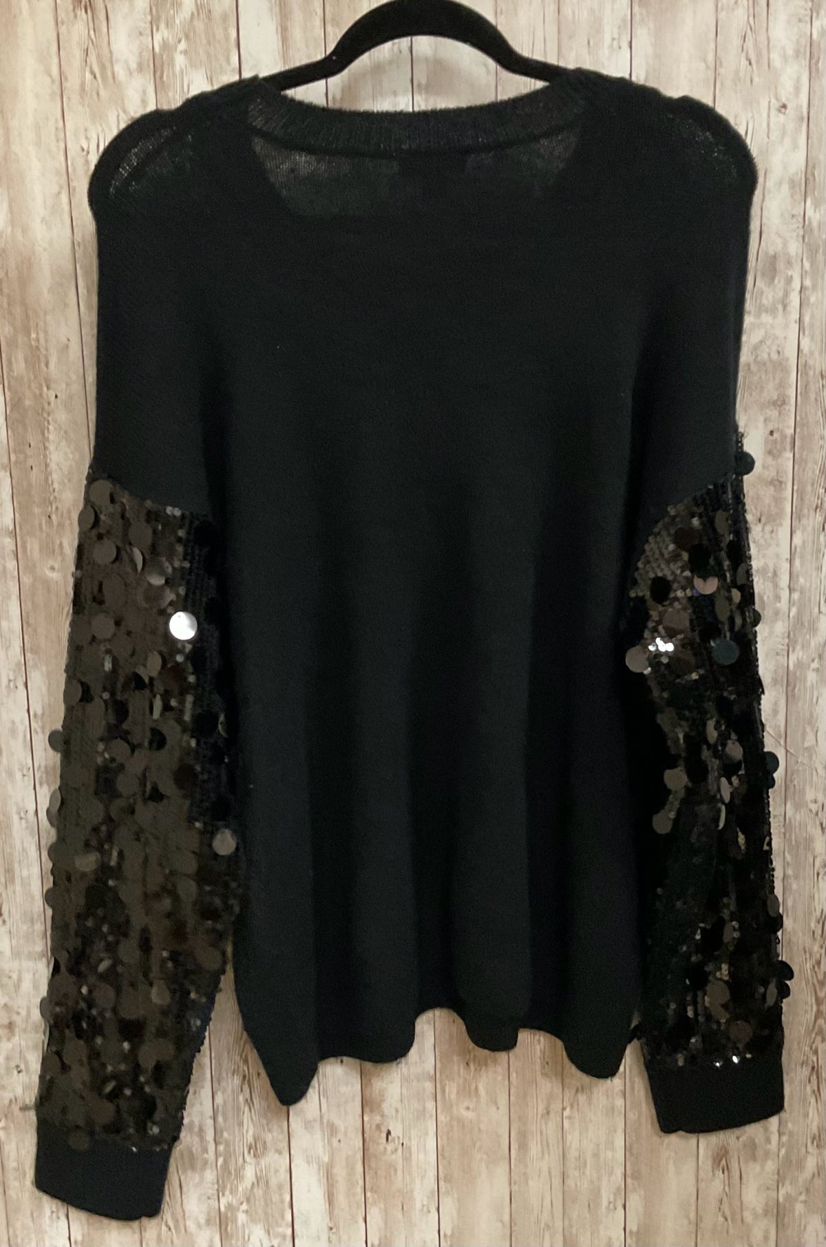 Size M VINCE CAMUTO Black Sweater