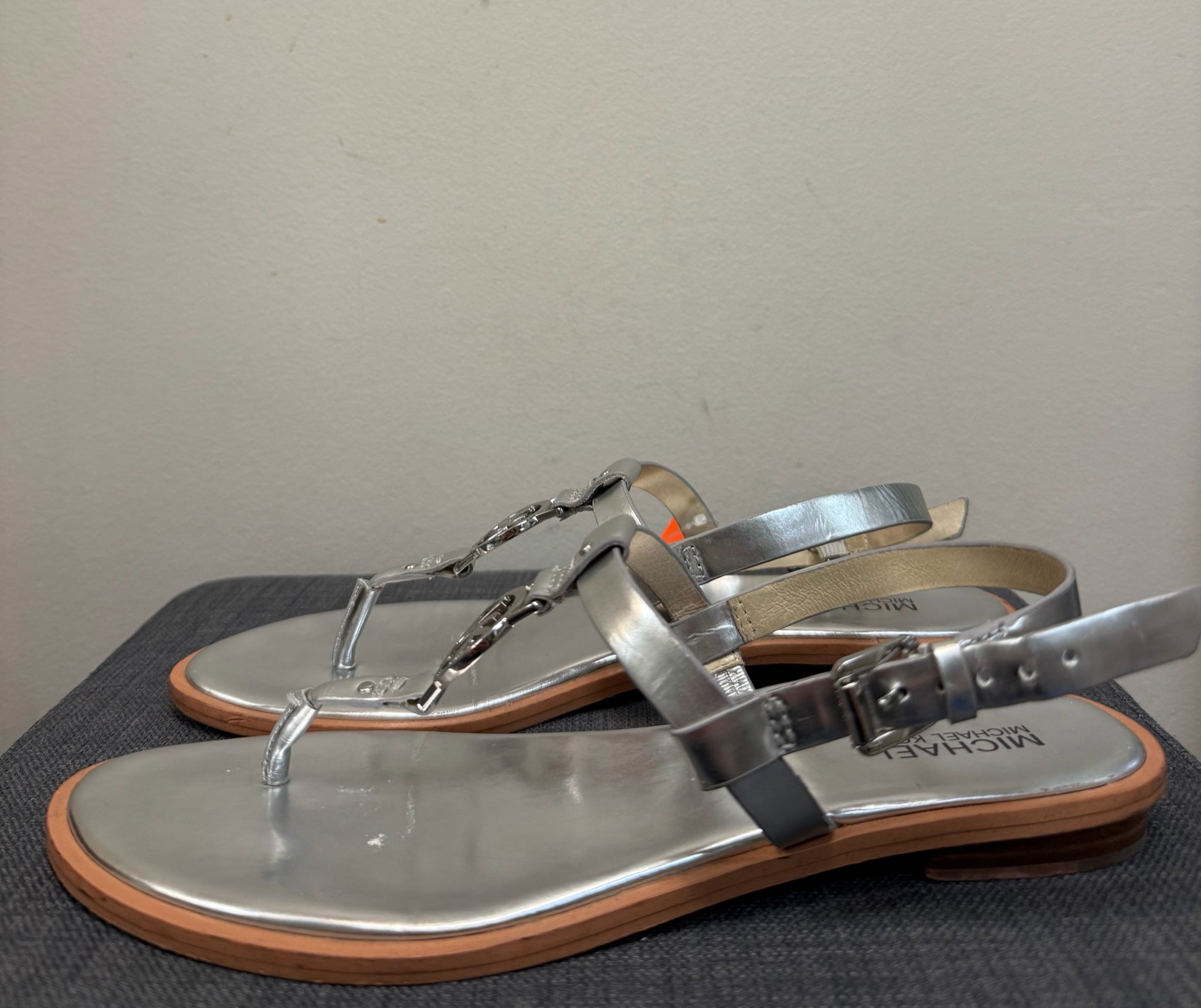 9.5 MICHAEL KORS Silver Sandals