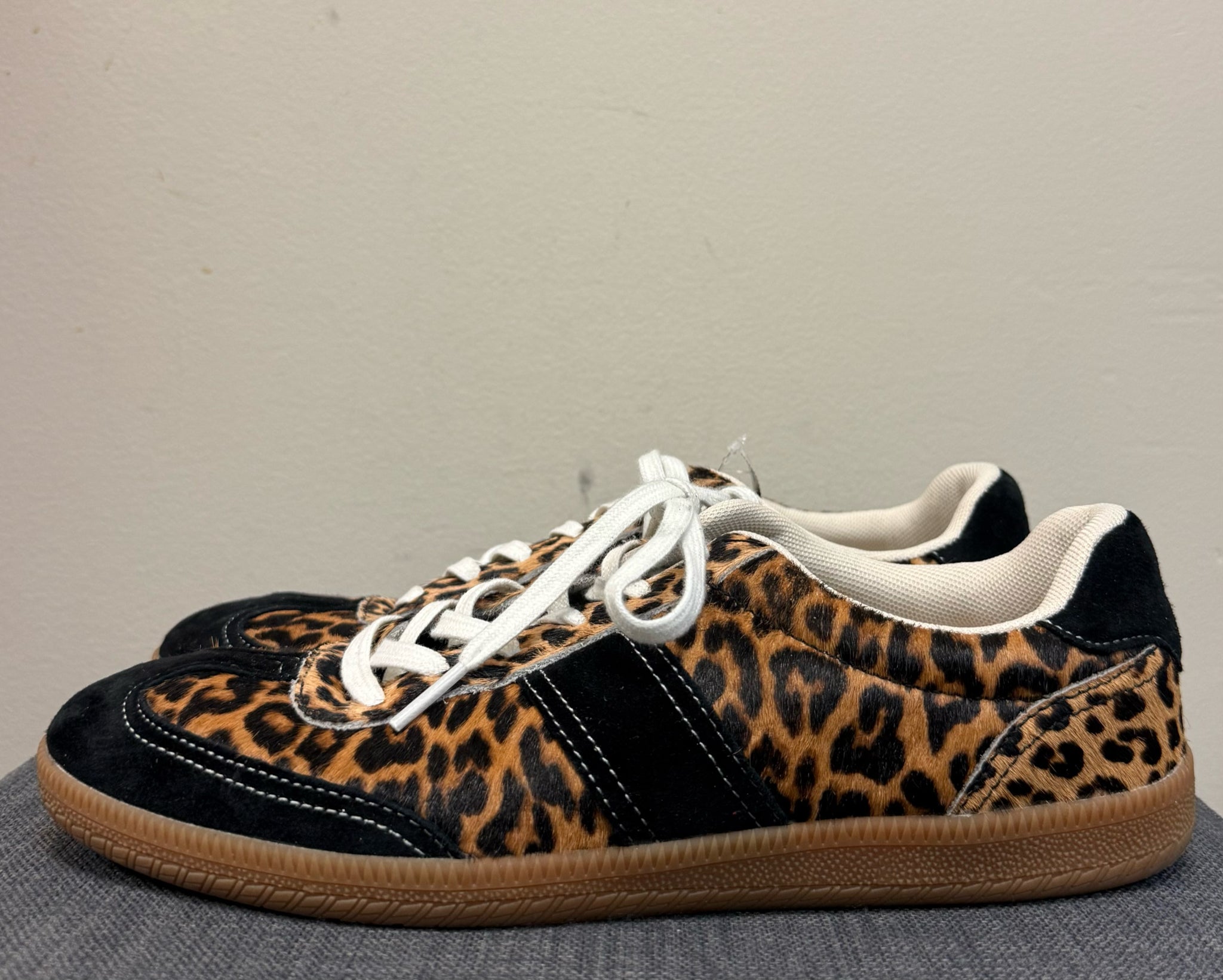 9 J CREW BLACK CHEETAH SHOES