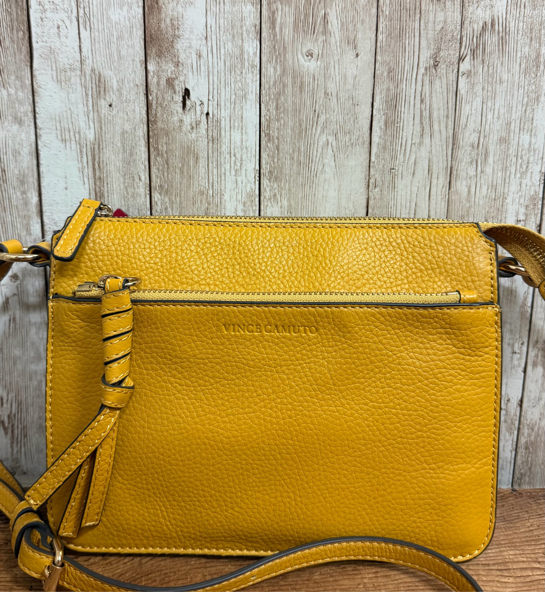 VINCE CAMUTO Purse
