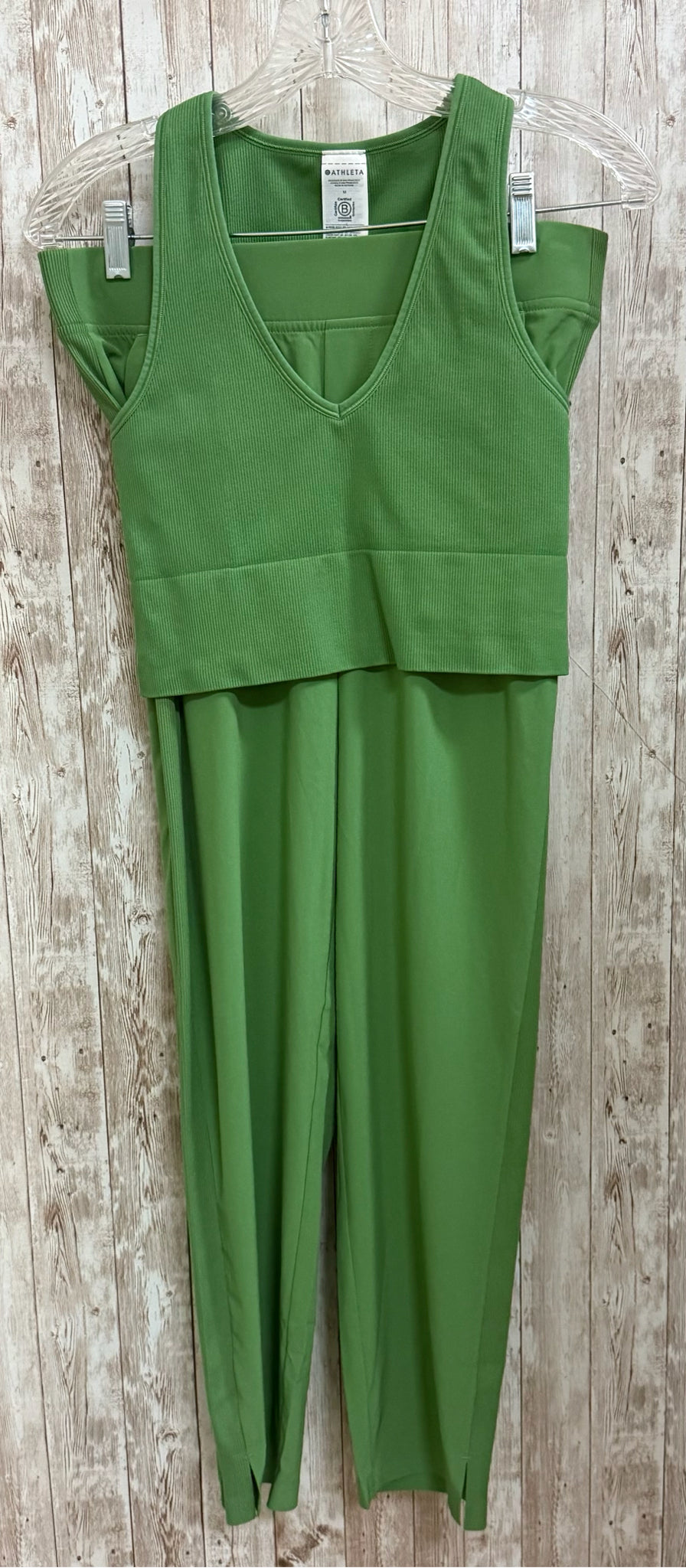 Size M ATHLETA Green 2 PC PANT SET
