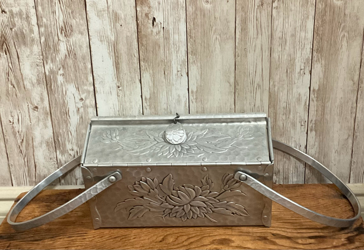 NO DESIGN Purse