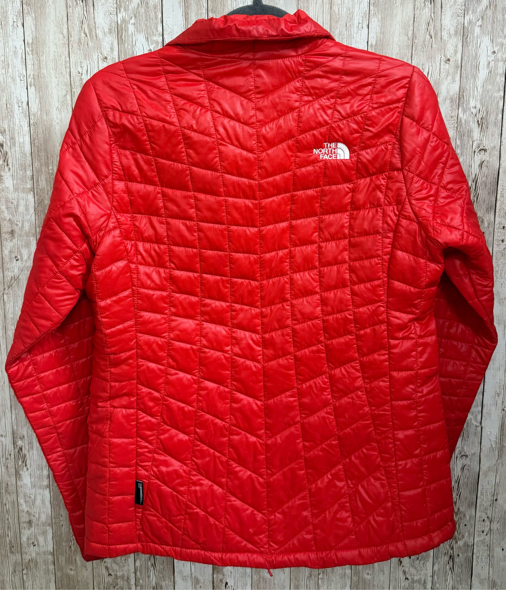 Size M THE NORTH FACE Red Jacket